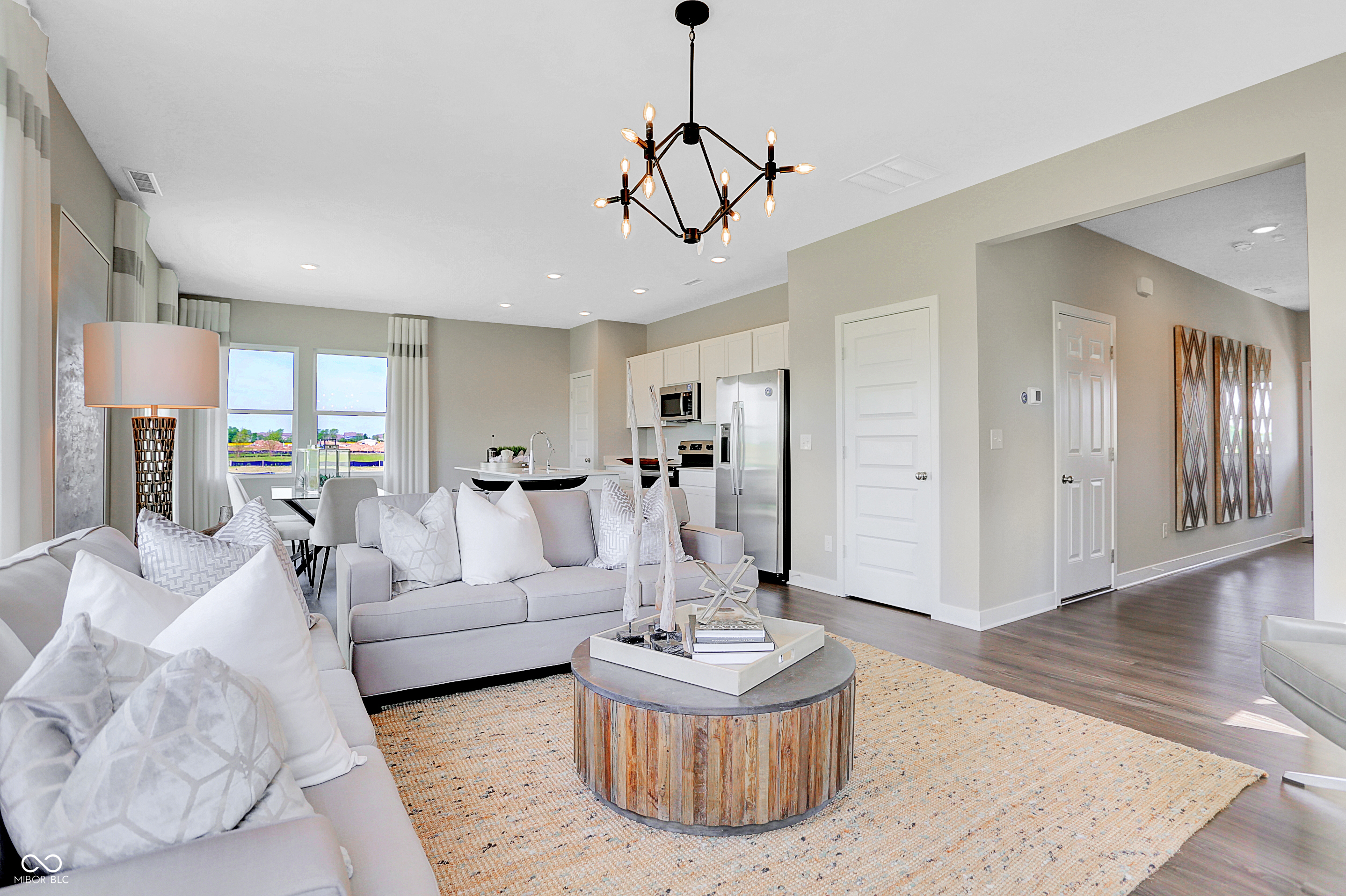 3831 Sunset Ridge Drive