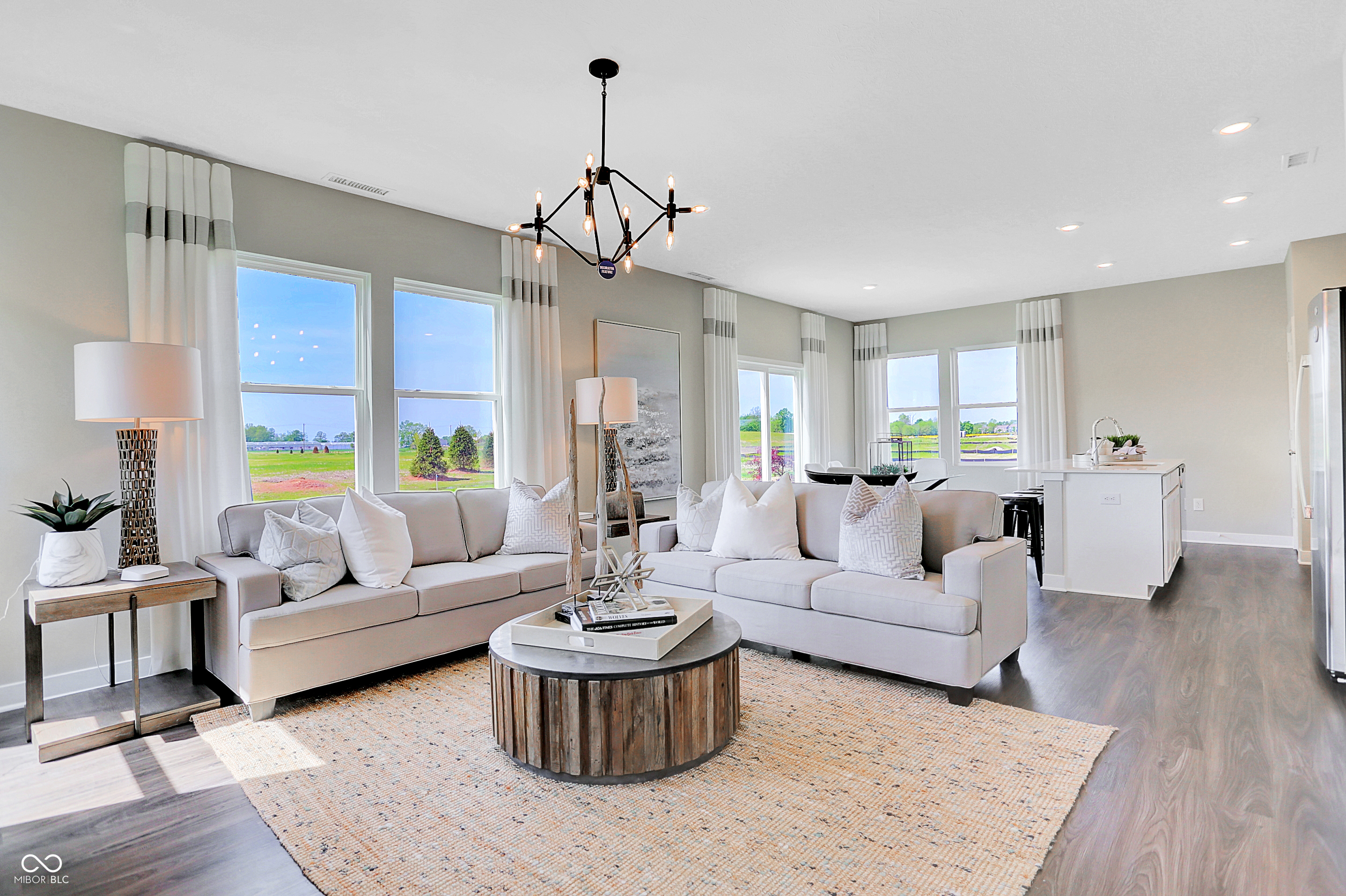 3831 Sunset Ridge Drive