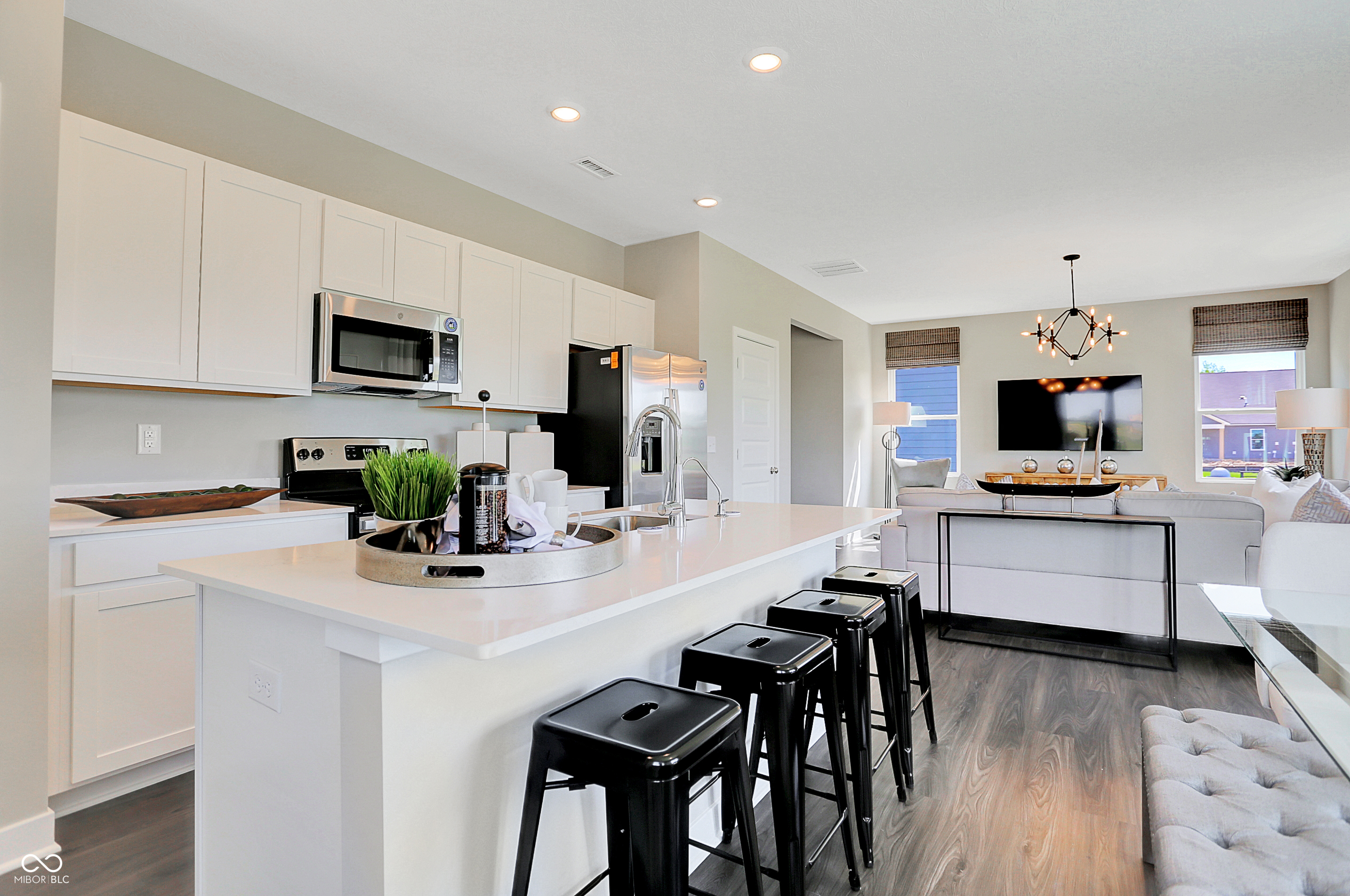 3831 Sunset Ridge Drive