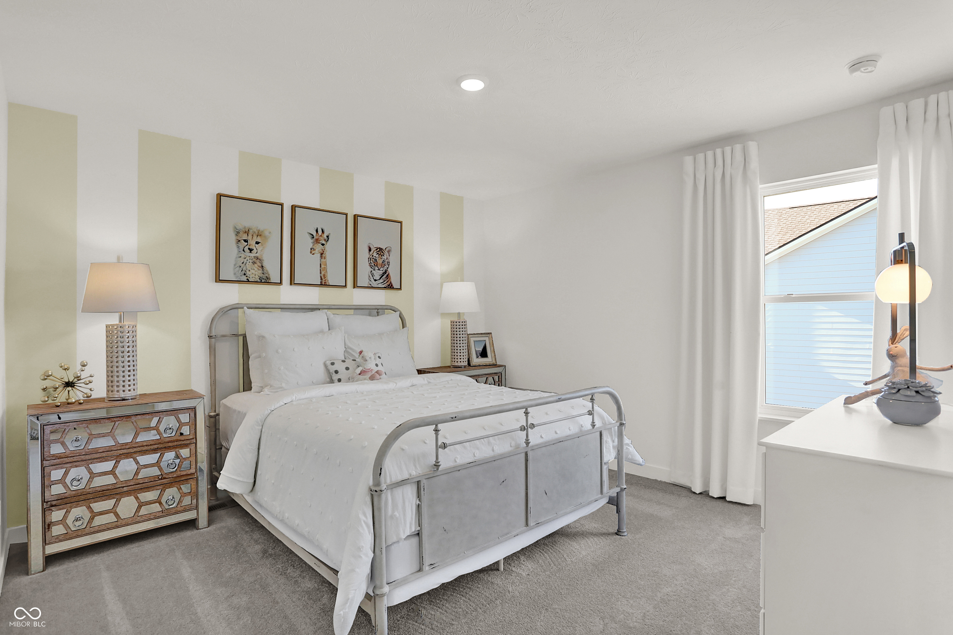 360 Middleton Circle