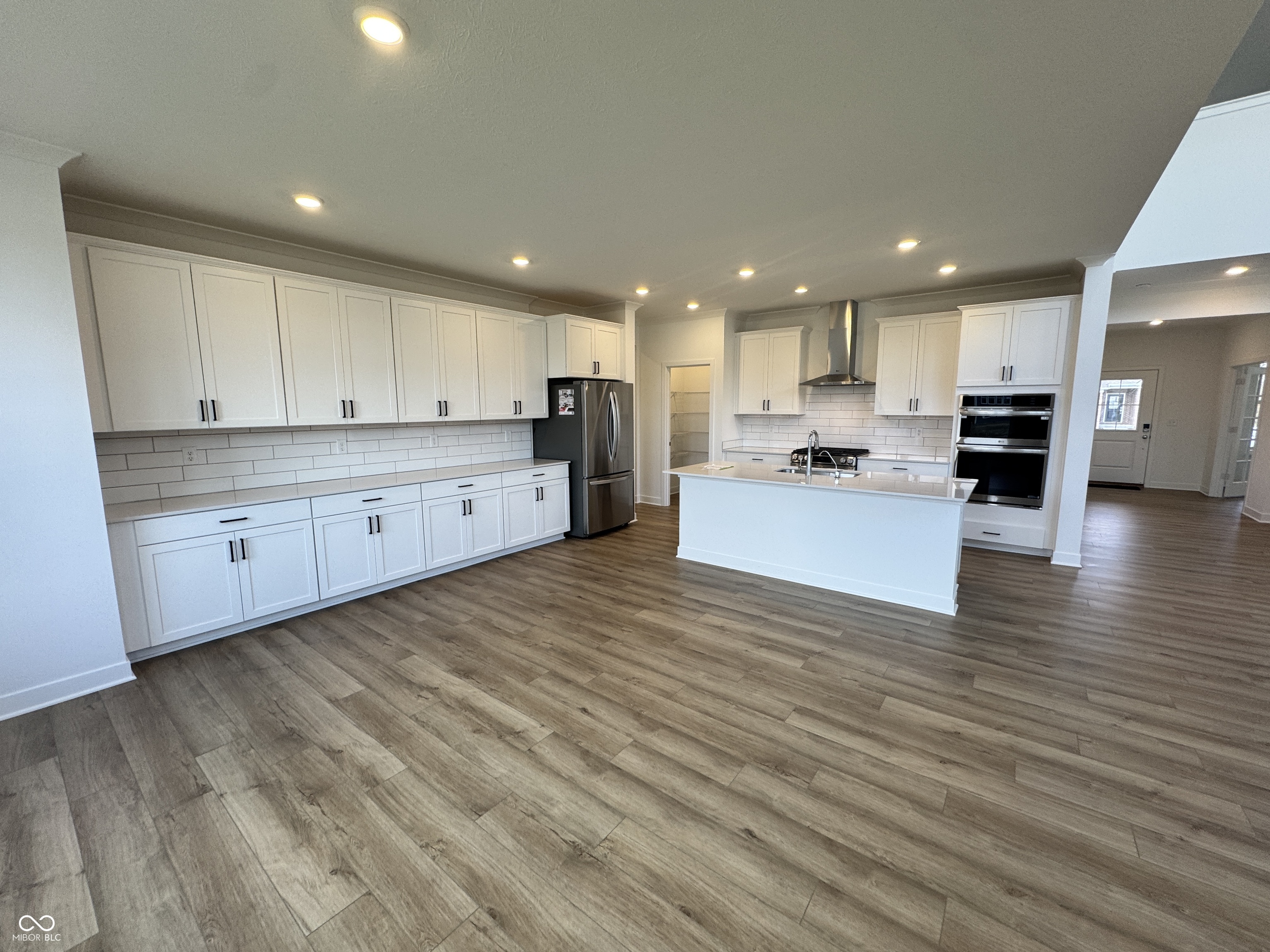 19454 Hazelnut Boulevard