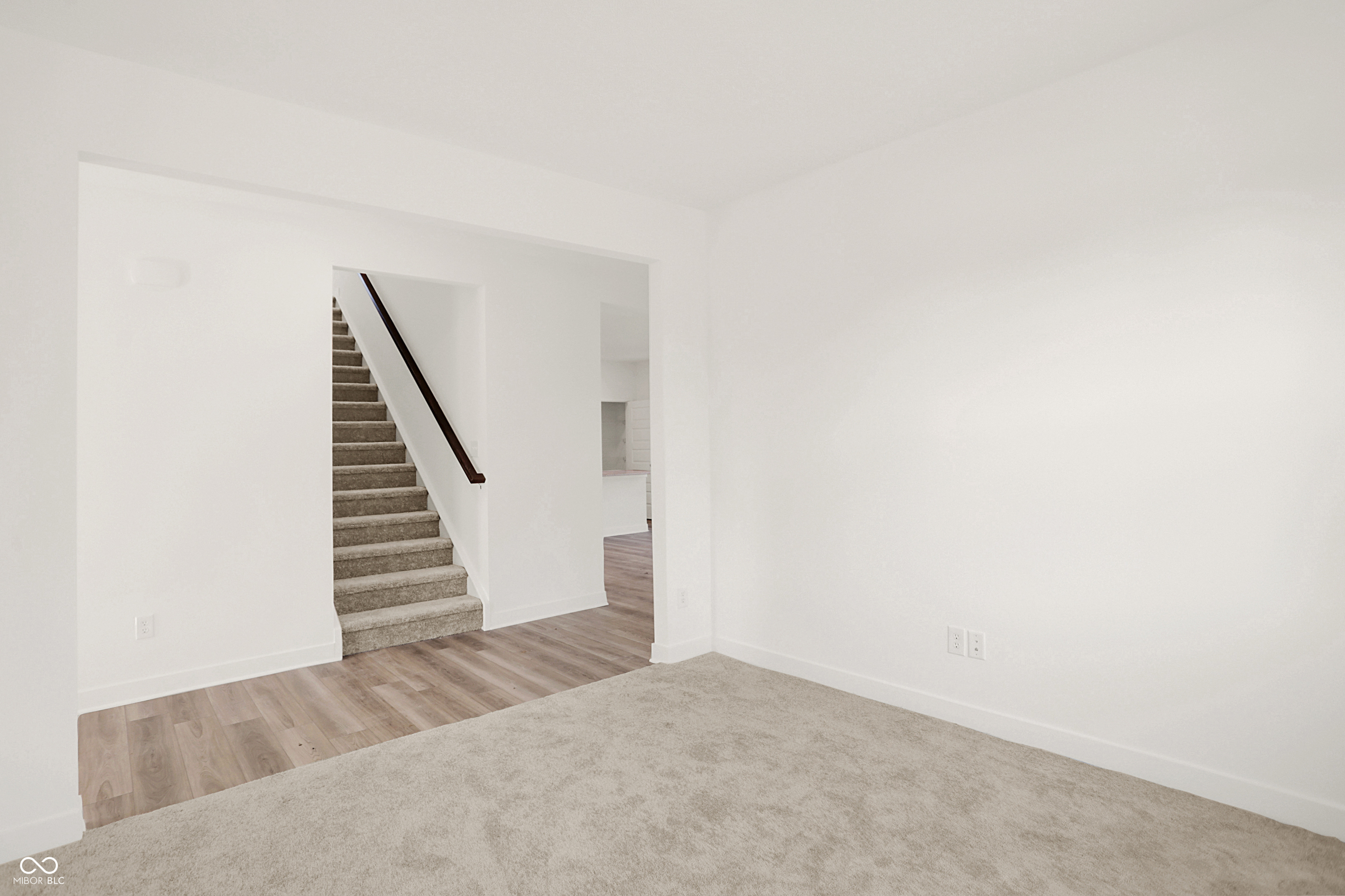 1494 Covington Boulevard