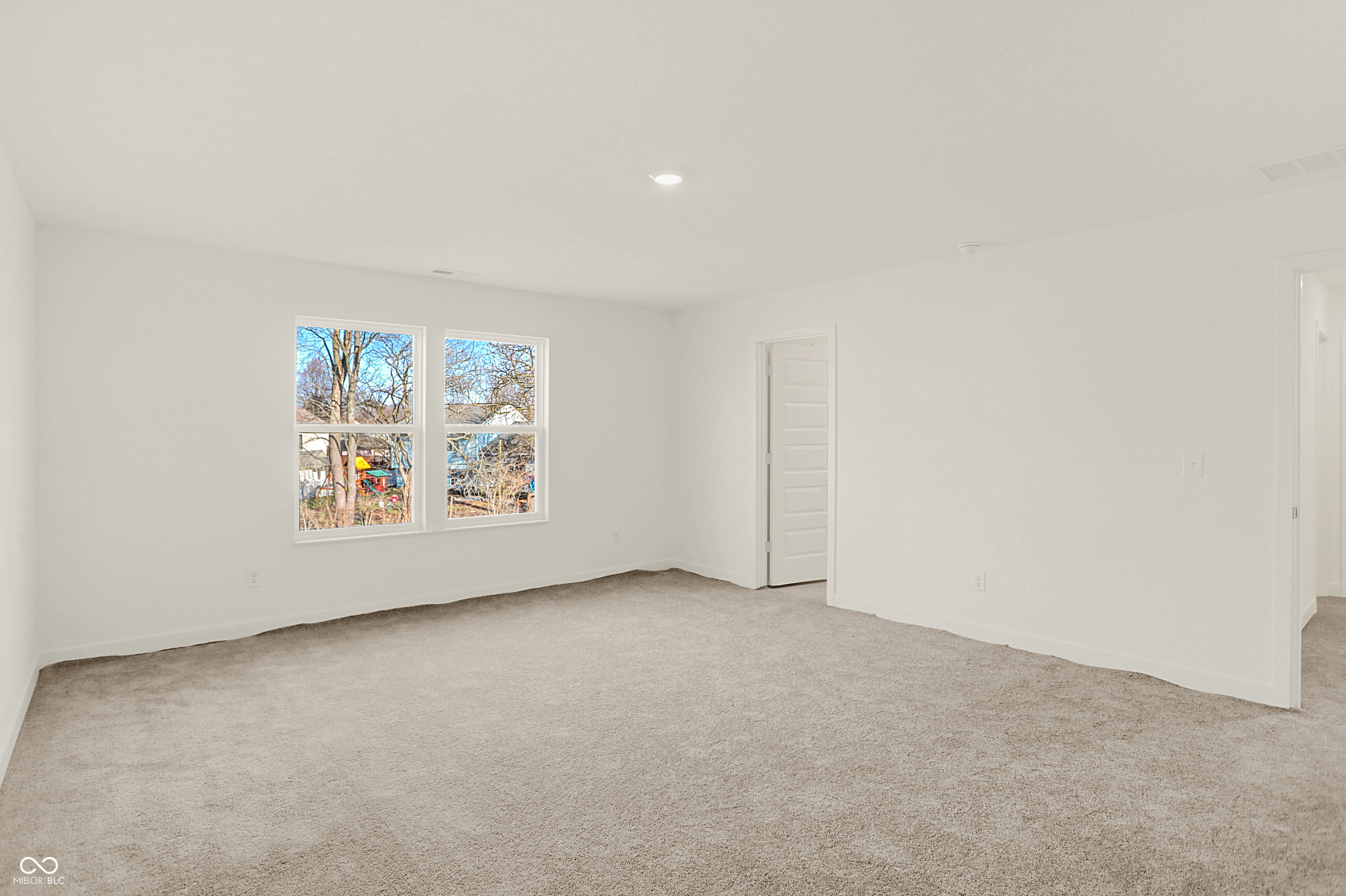 1494 Covington Boulevard