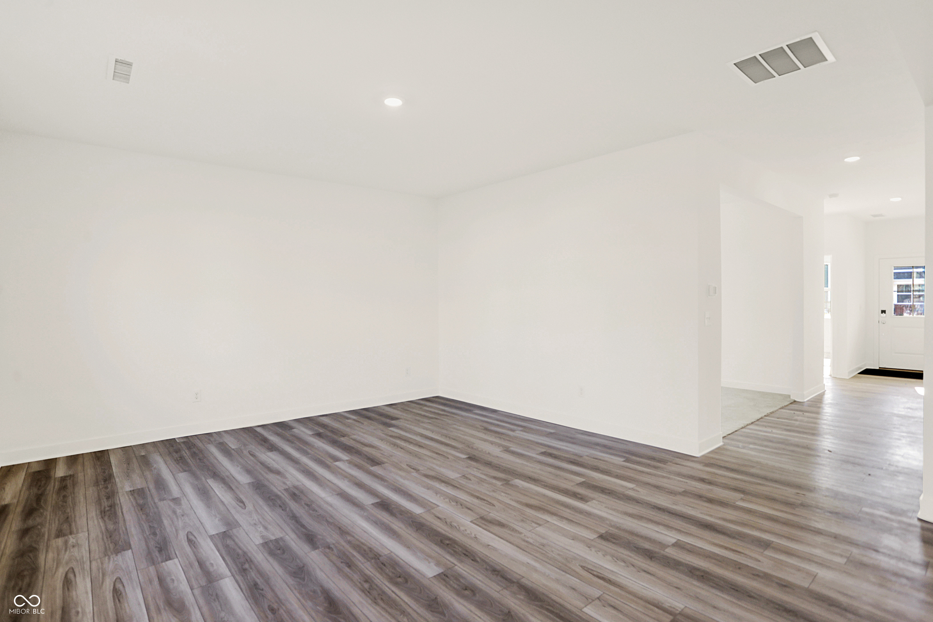 1494 Covington Boulevard