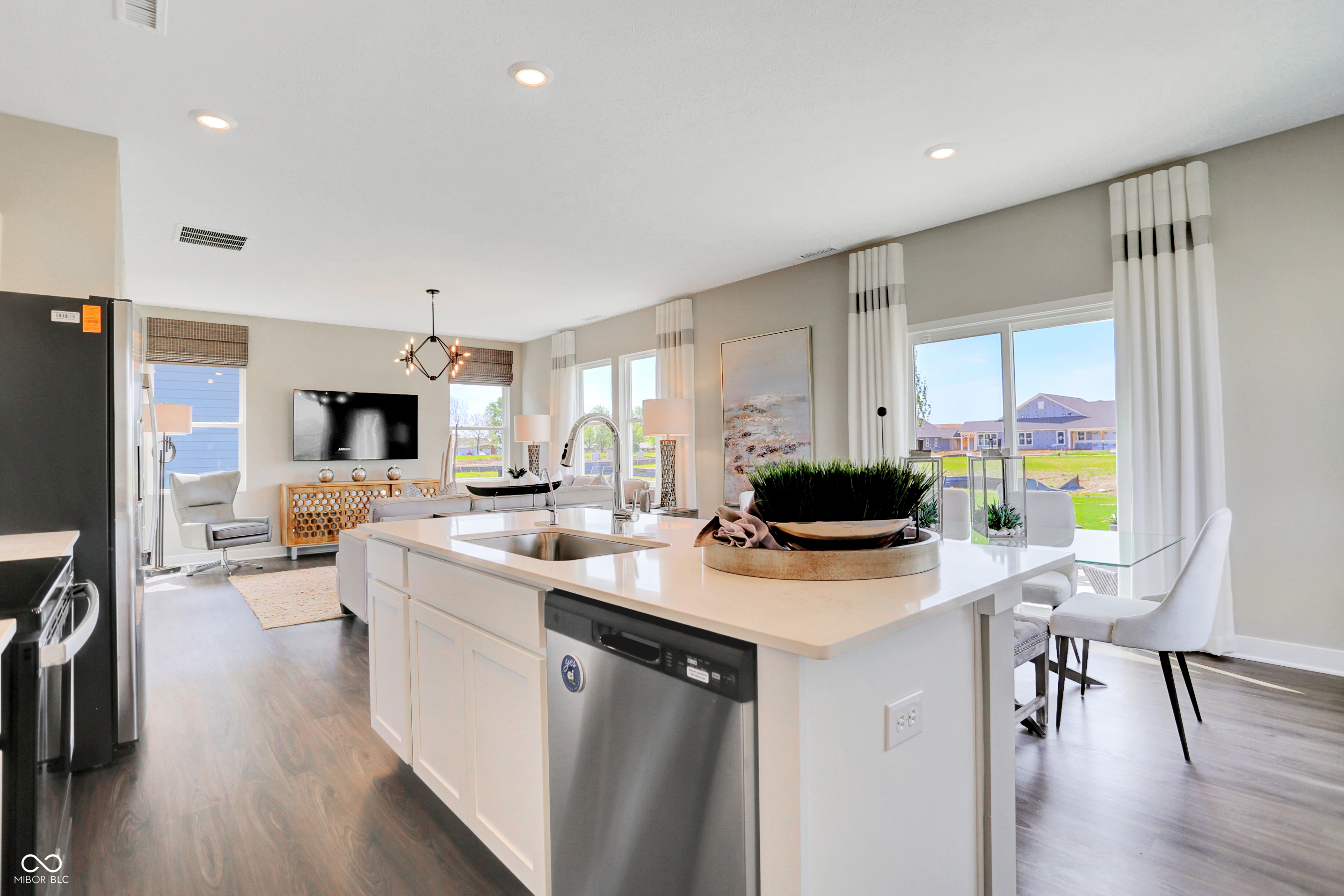 3842 Sunset Ridge Drive