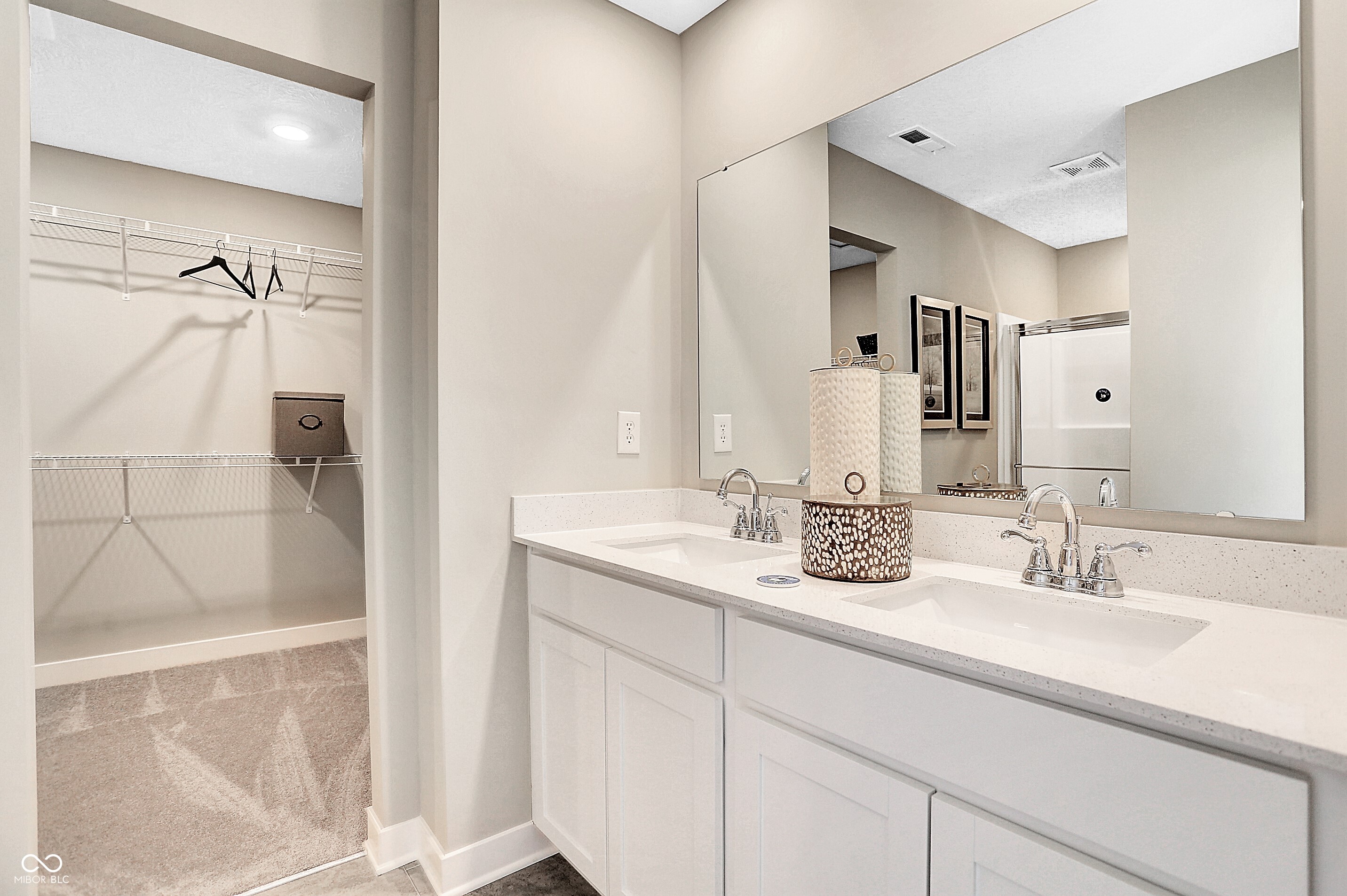 3842 Sunset Ridge Drive