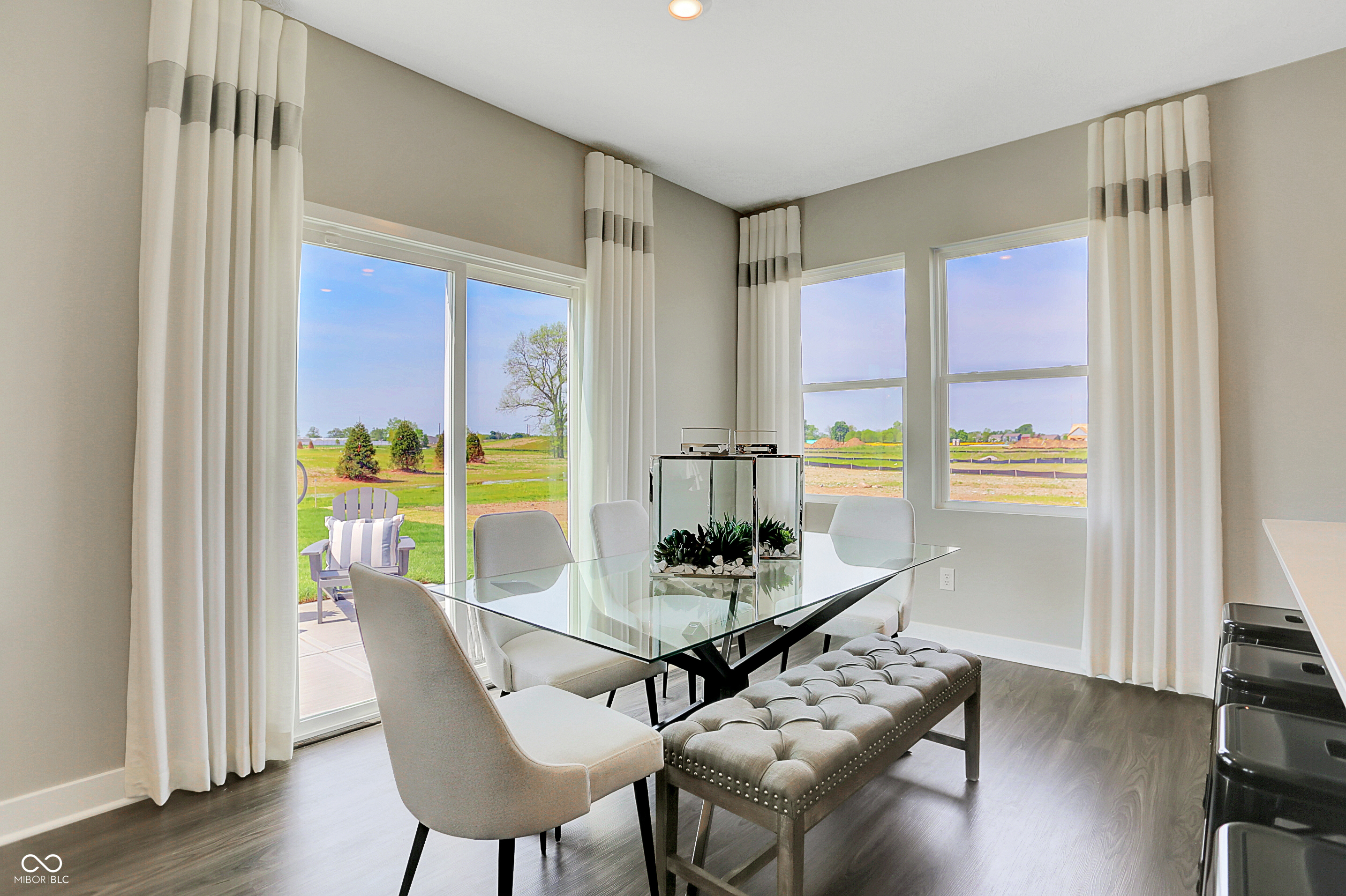 3842 Sunset Ridge Drive