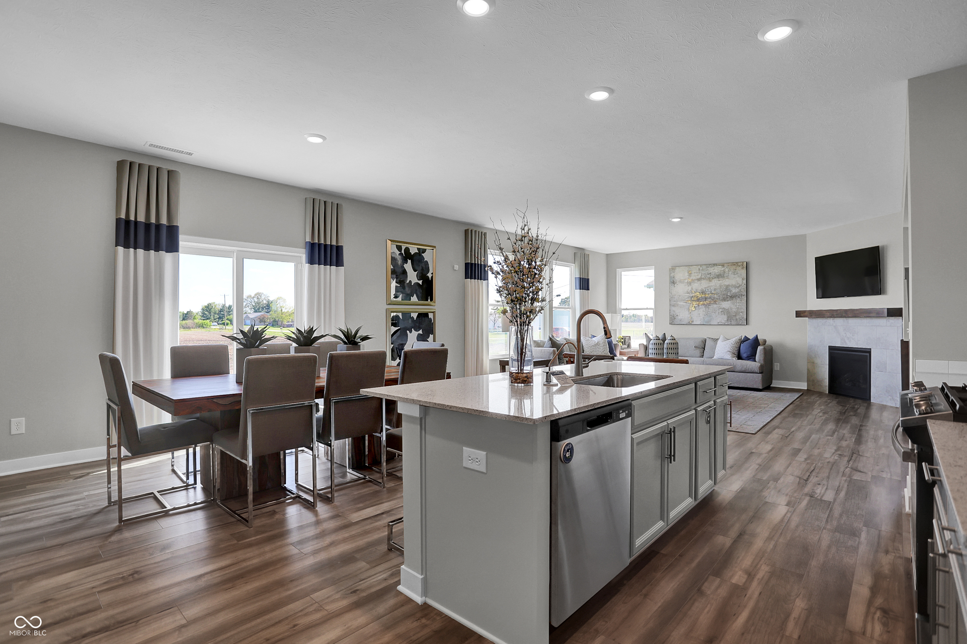 3050 Vista View Drive