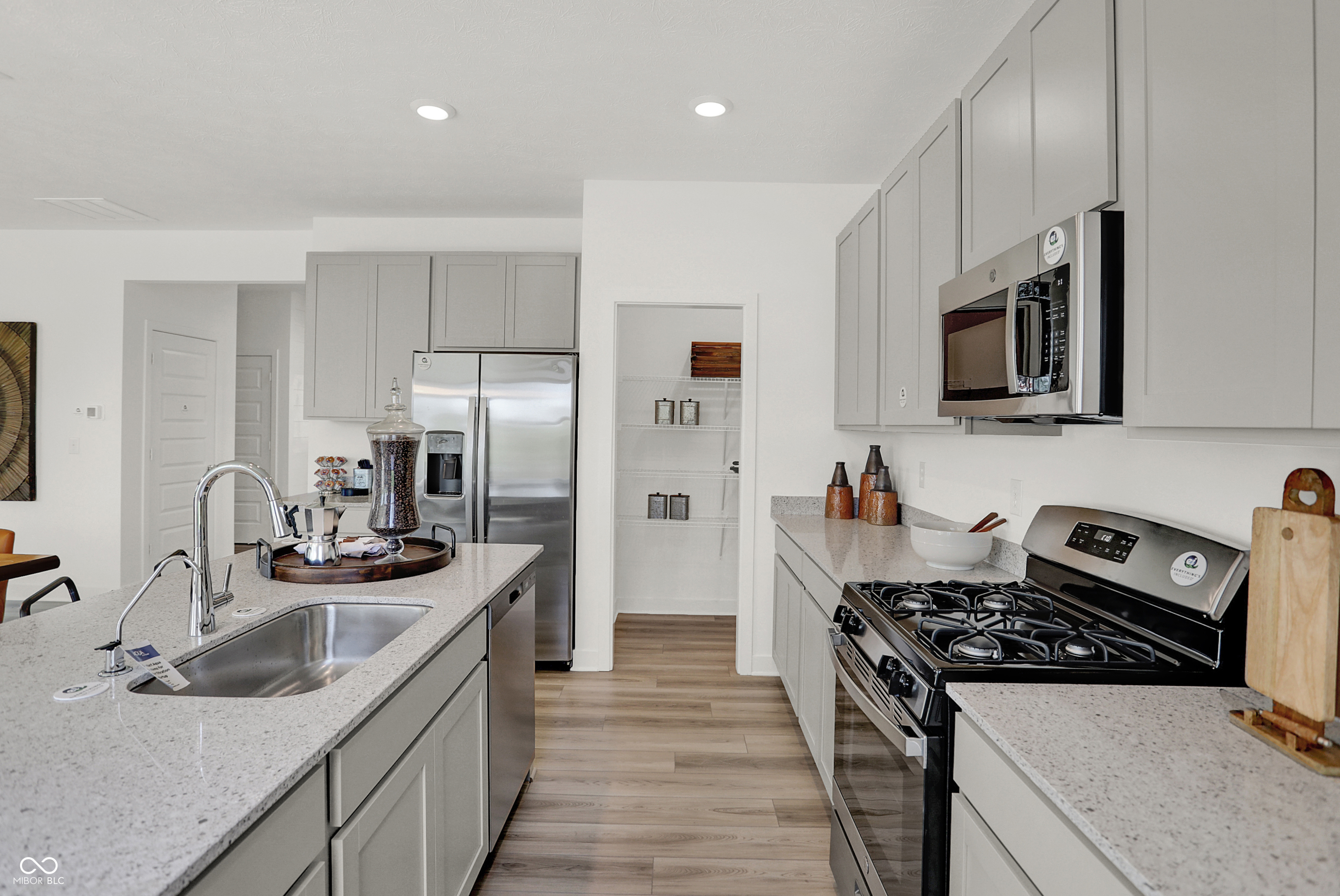 3872 Branch Circle