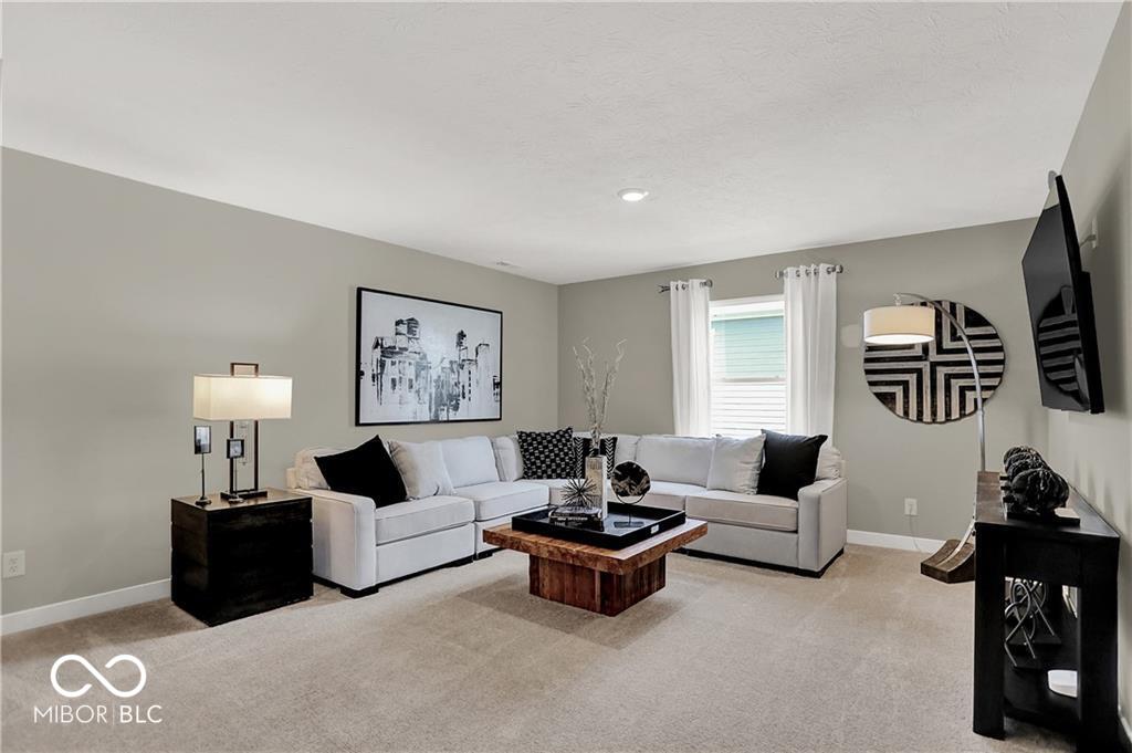 16923 Sandhurst Place