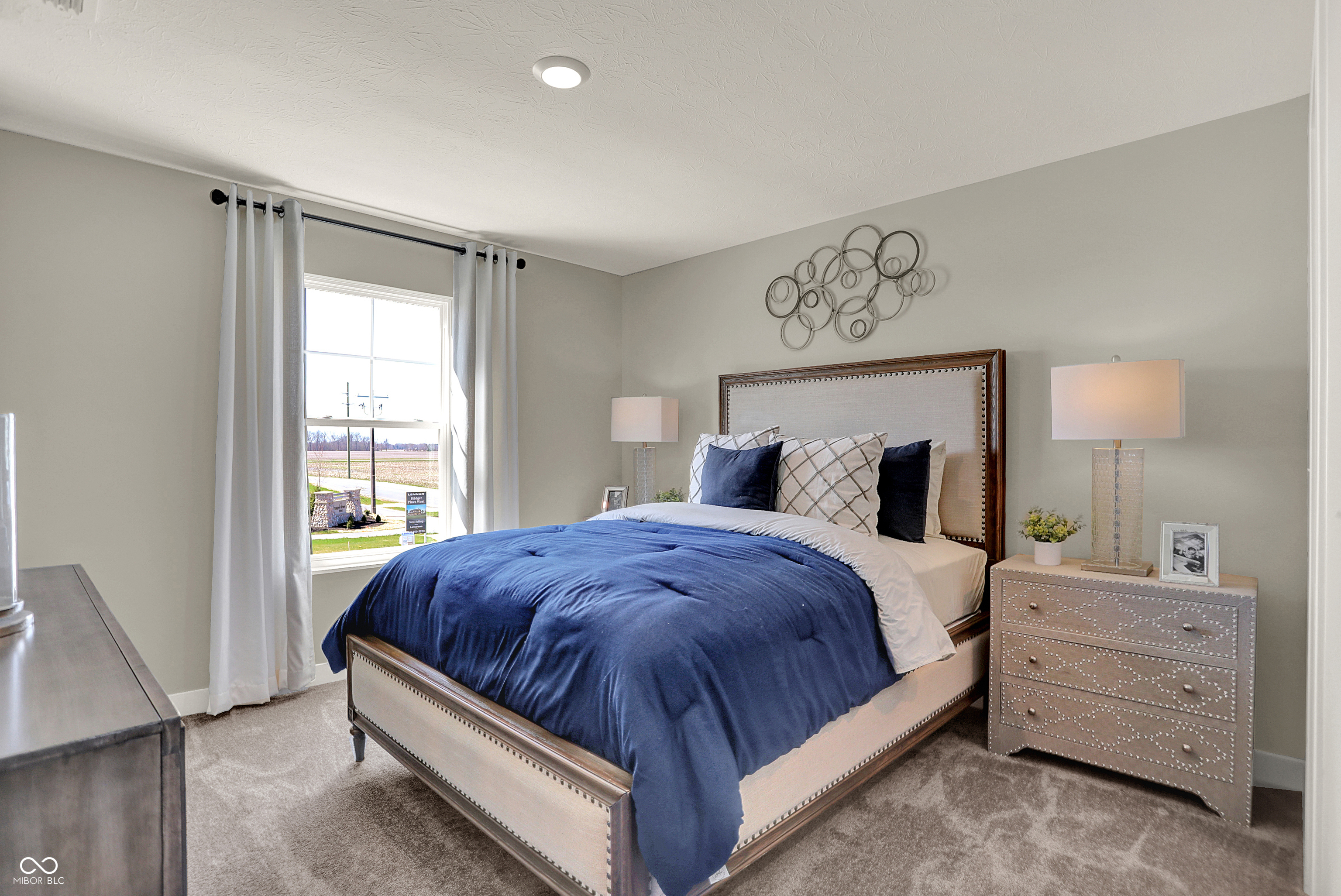 1242 Thornwood Drive