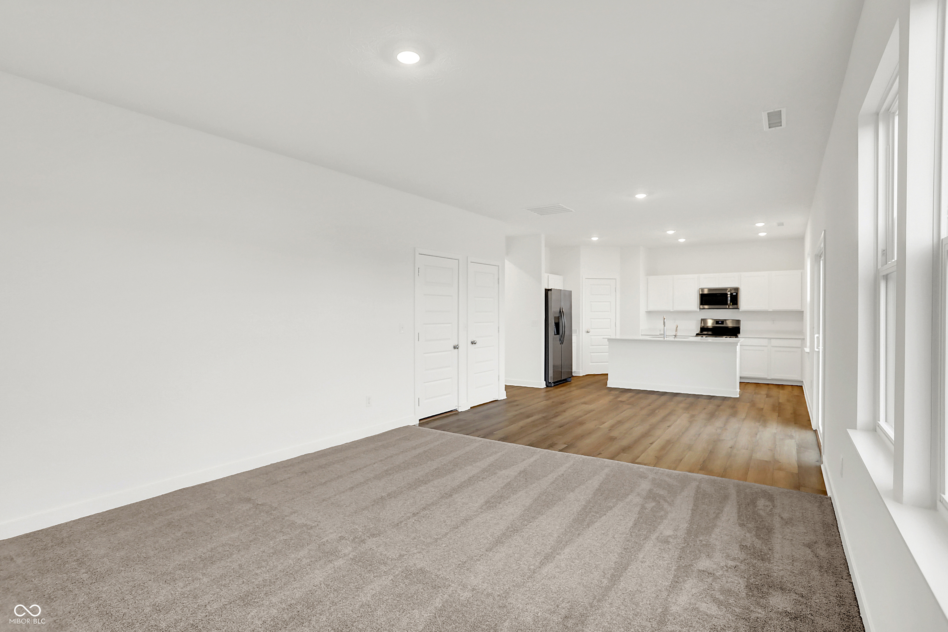 2004 Foothill Drive