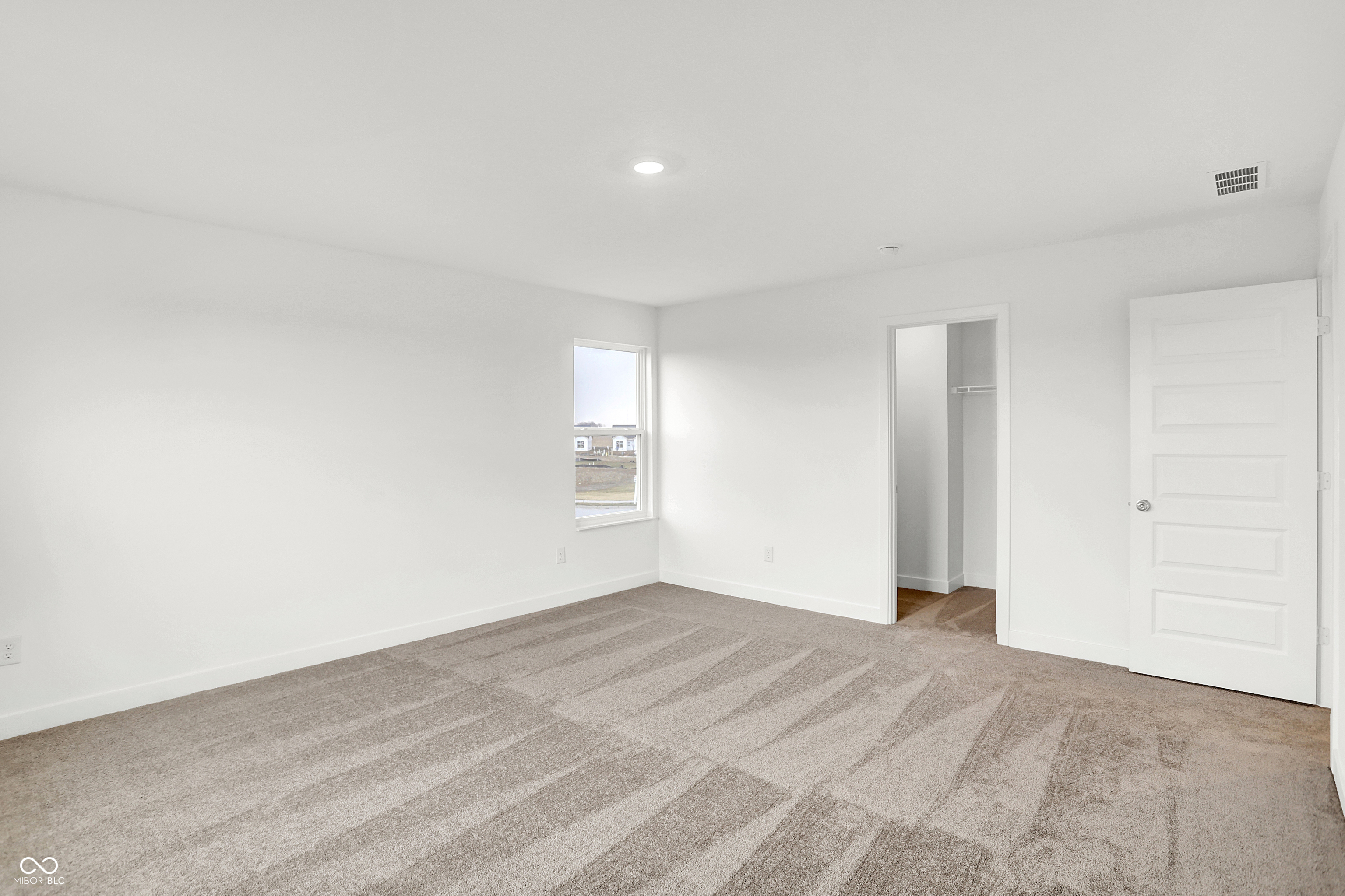 2004 Foothill Drive
