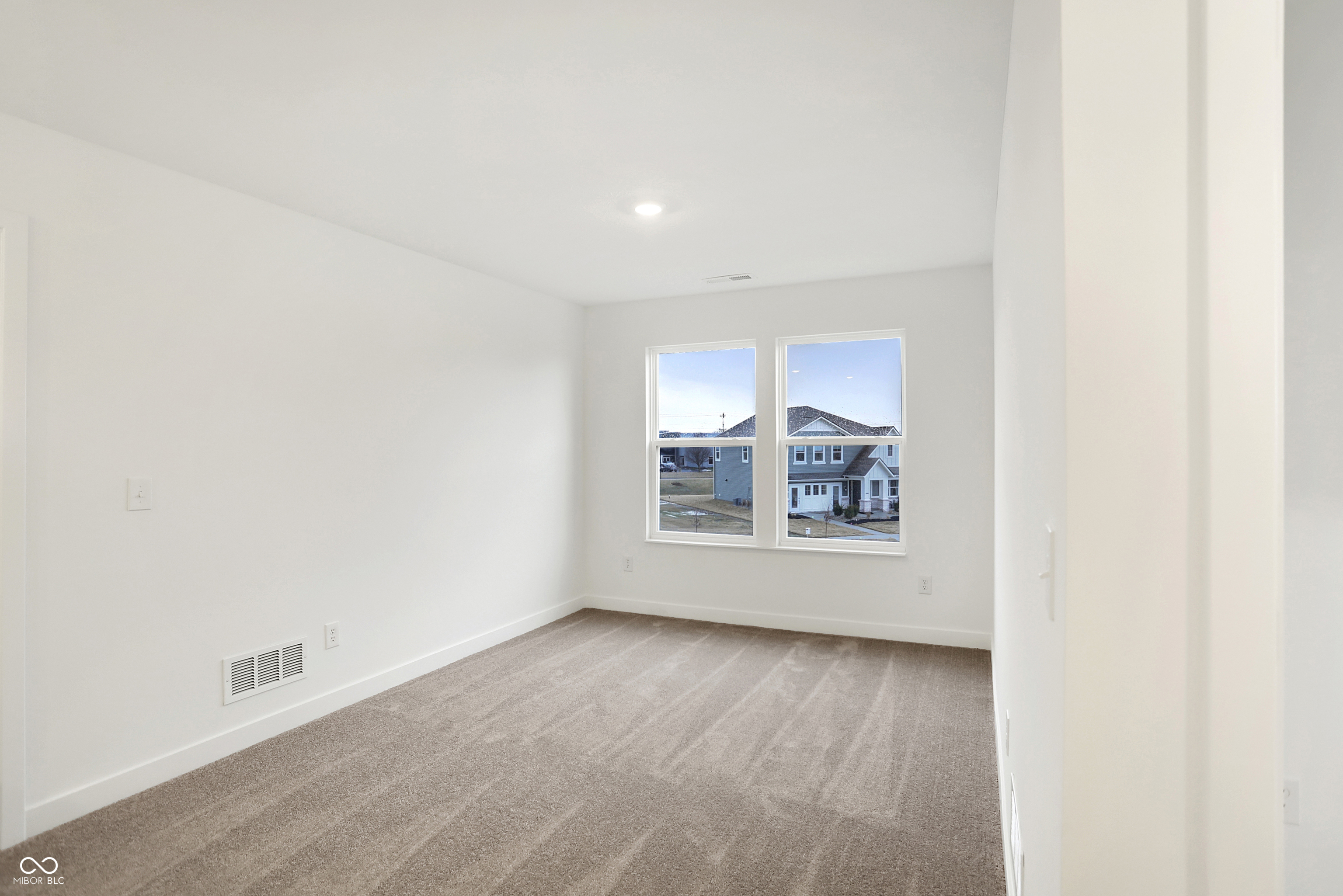 2004 Foothill Drive