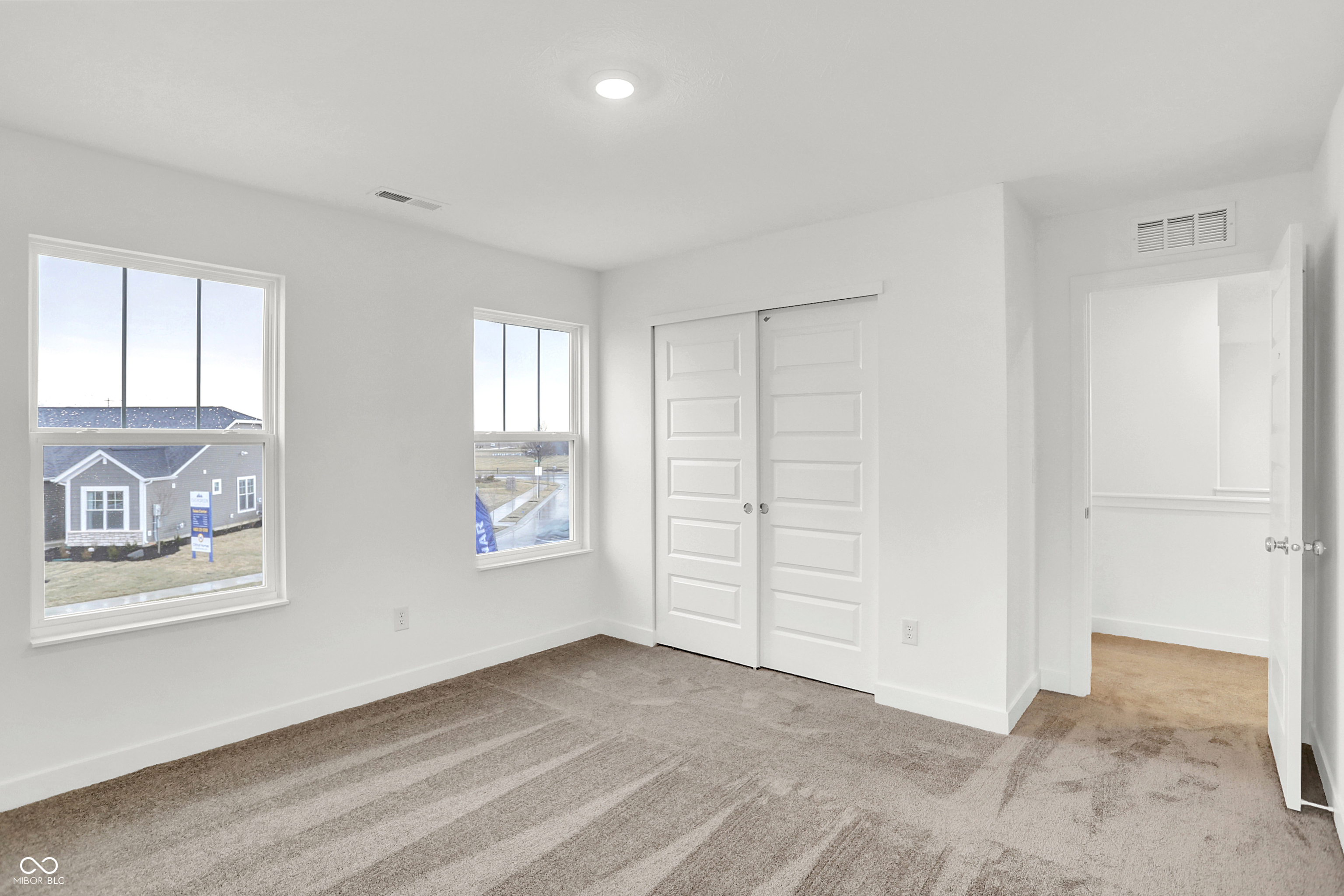 2004 Foothill Drive