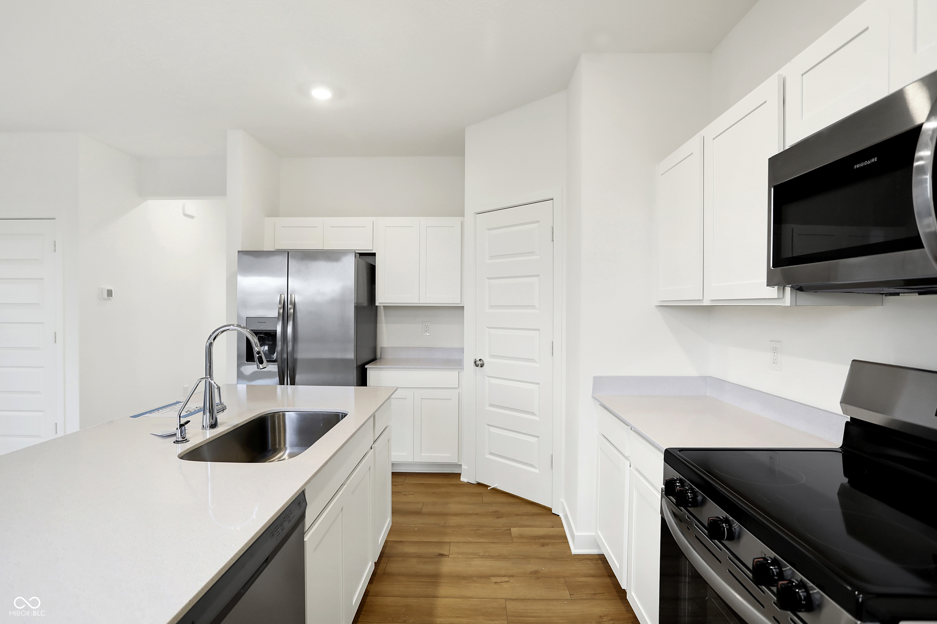 2004 Foothill Drive