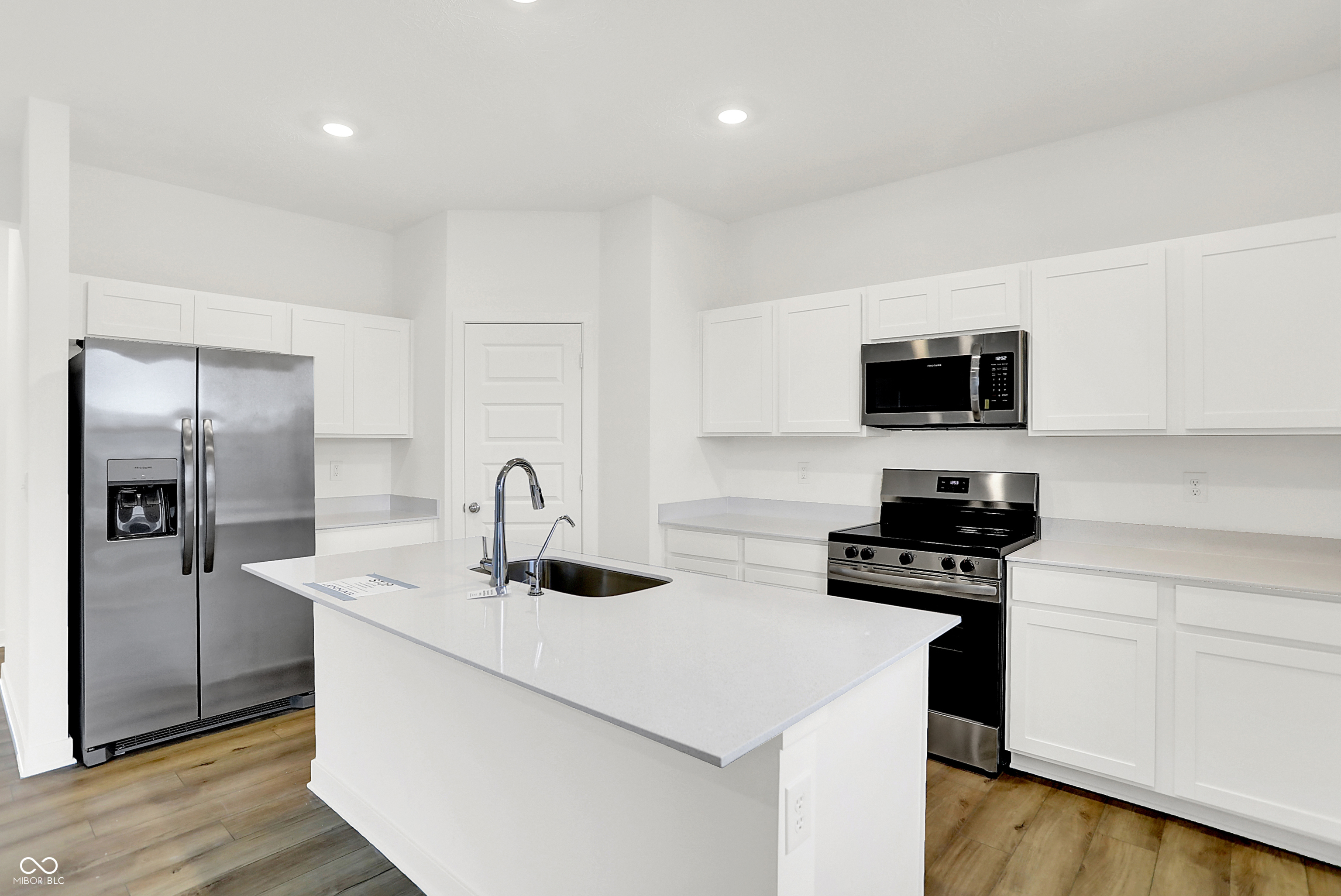 2004 Foothill Drive