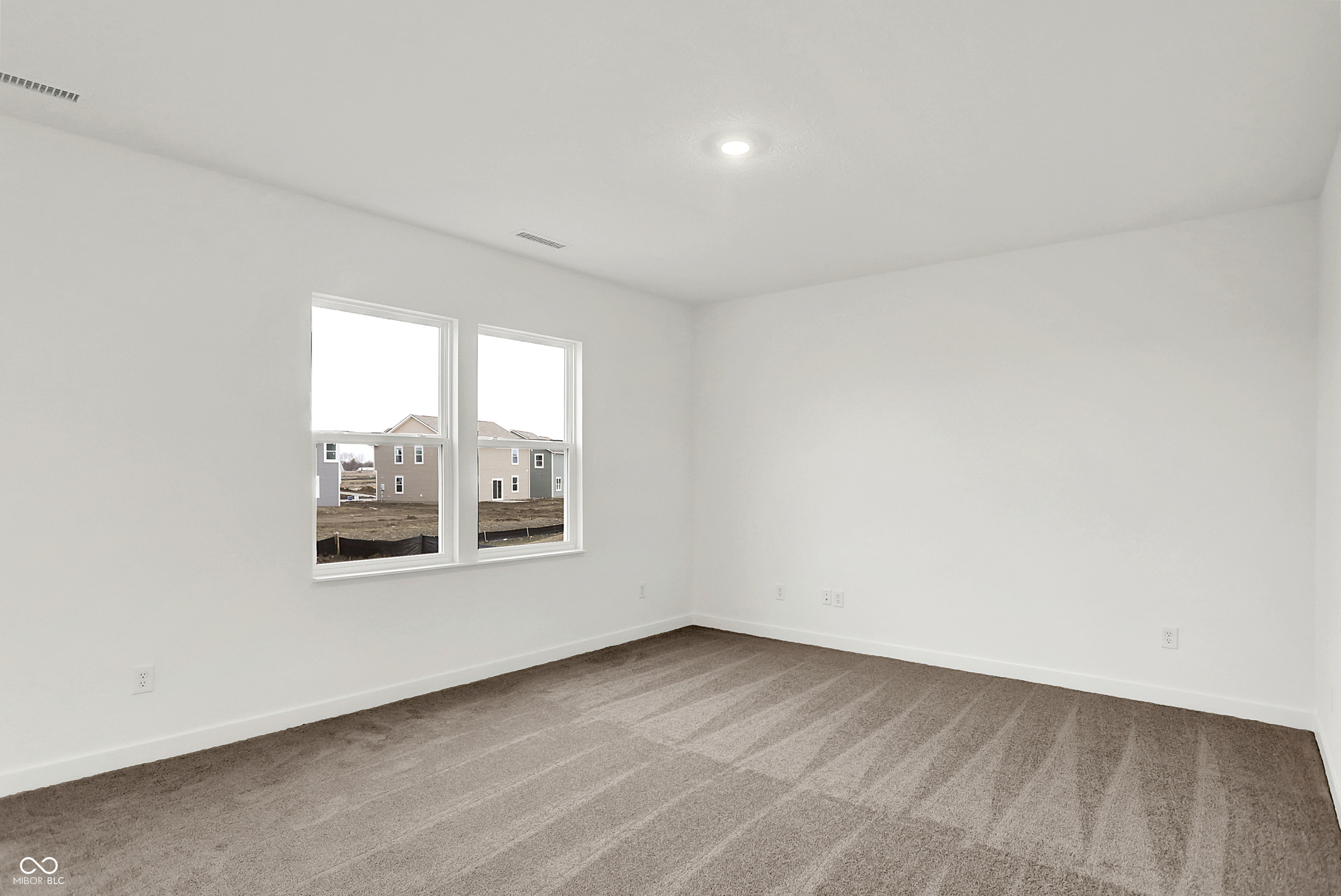 2004 Foothill Drive