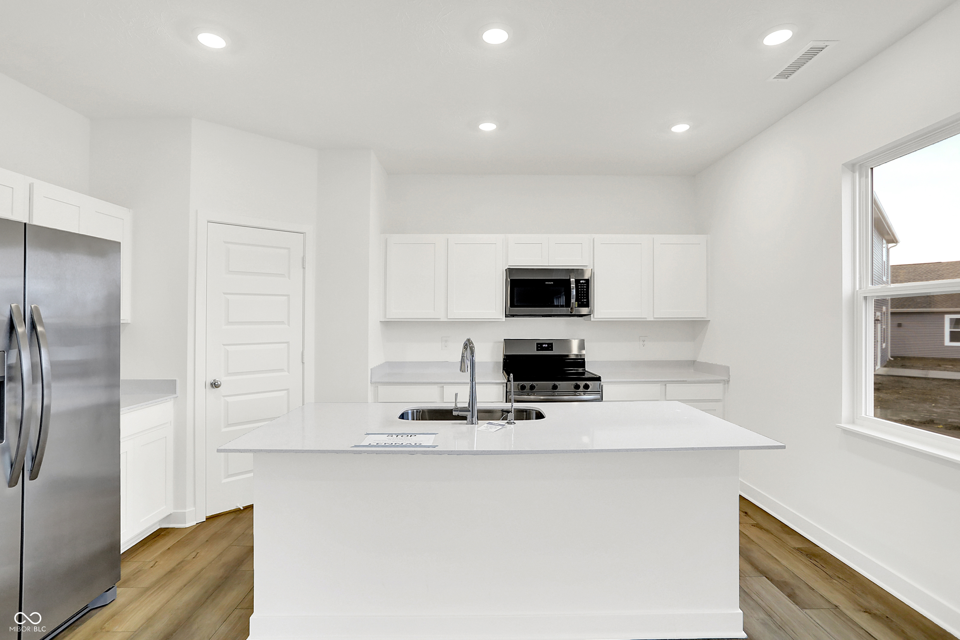 2004 Foothill Drive