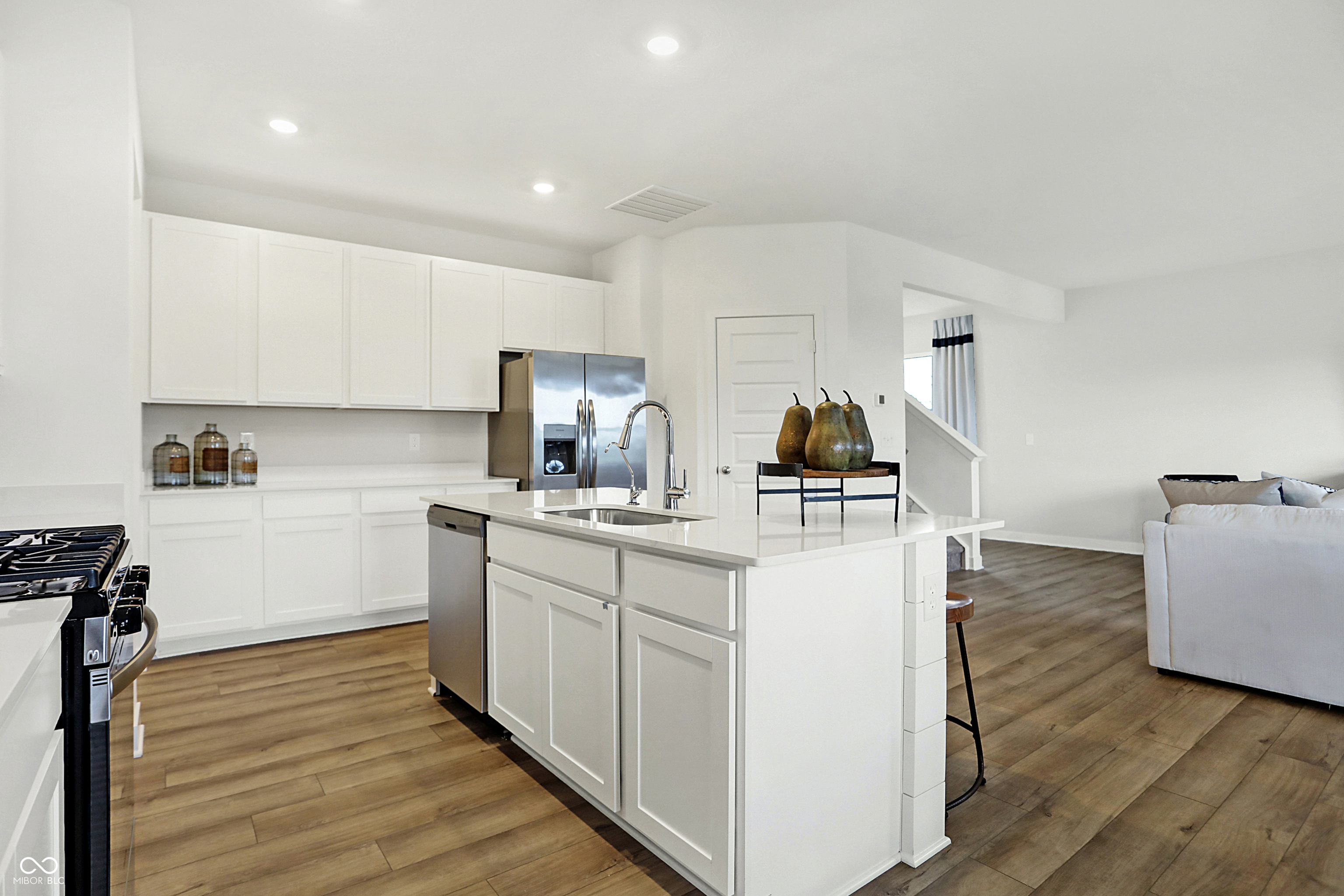 5851 Sunstone Road