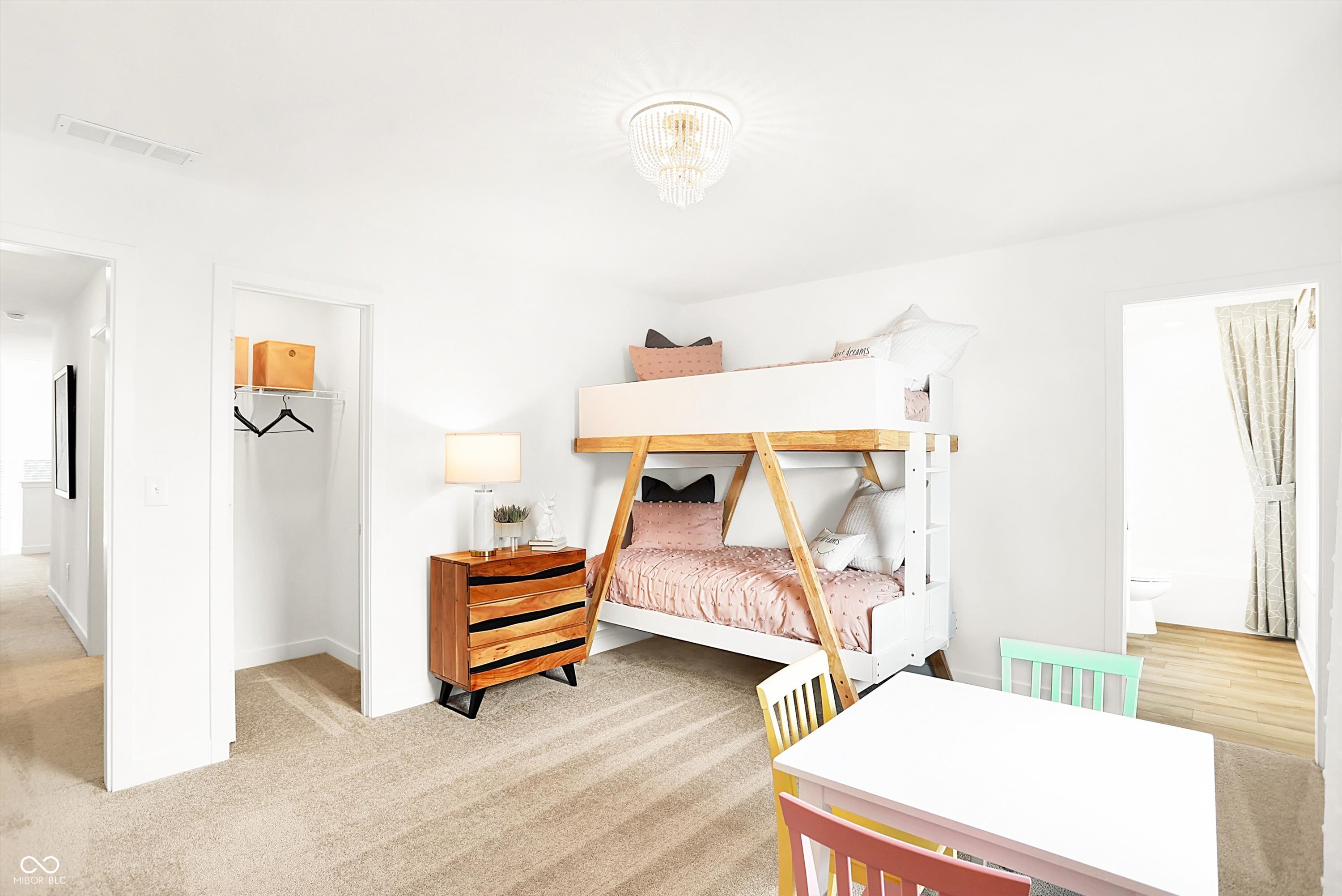 9137 Rockville Place