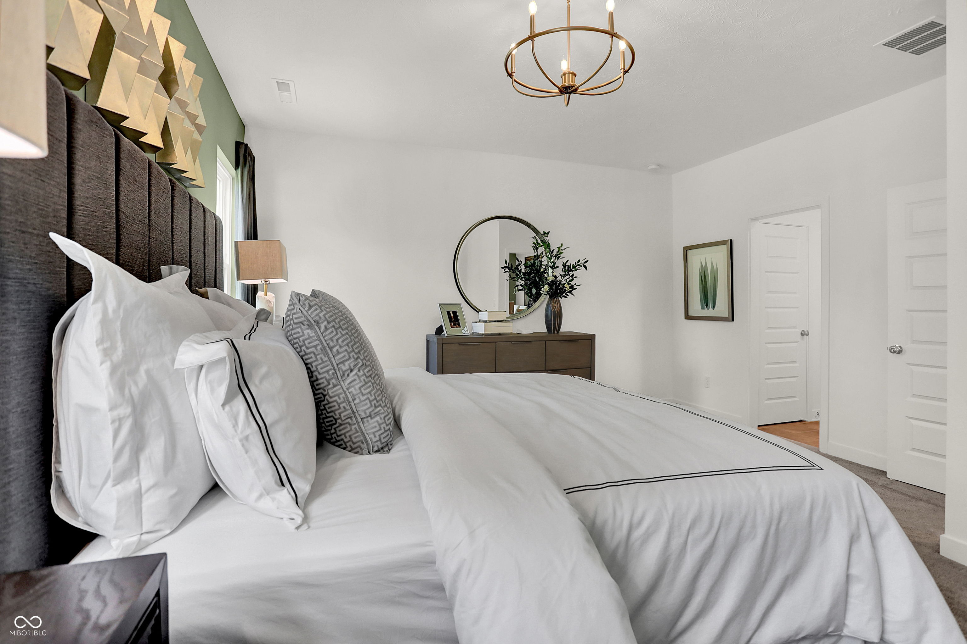 3769 Cantebury Drive
