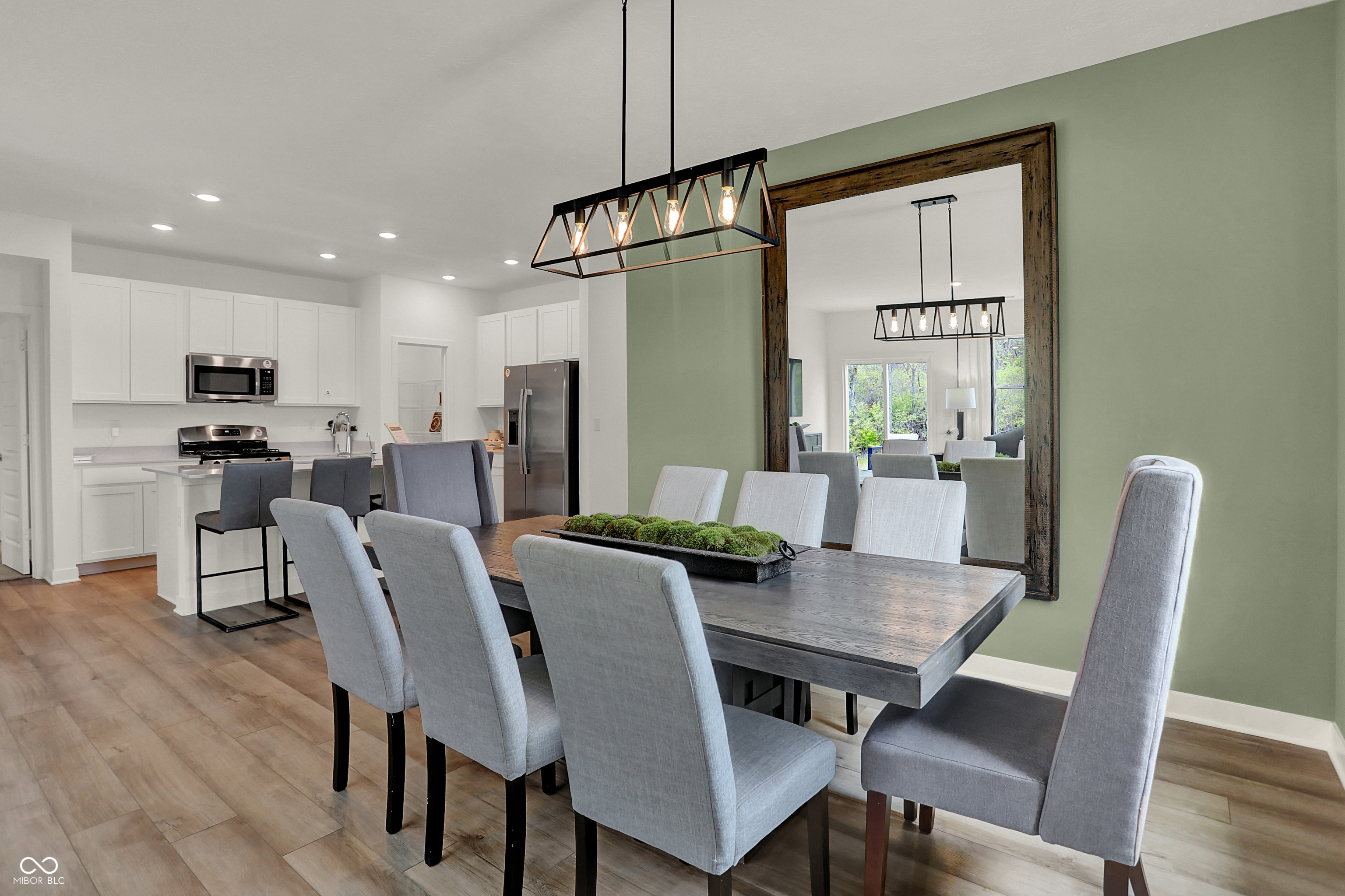 3769 Cantebury Drive