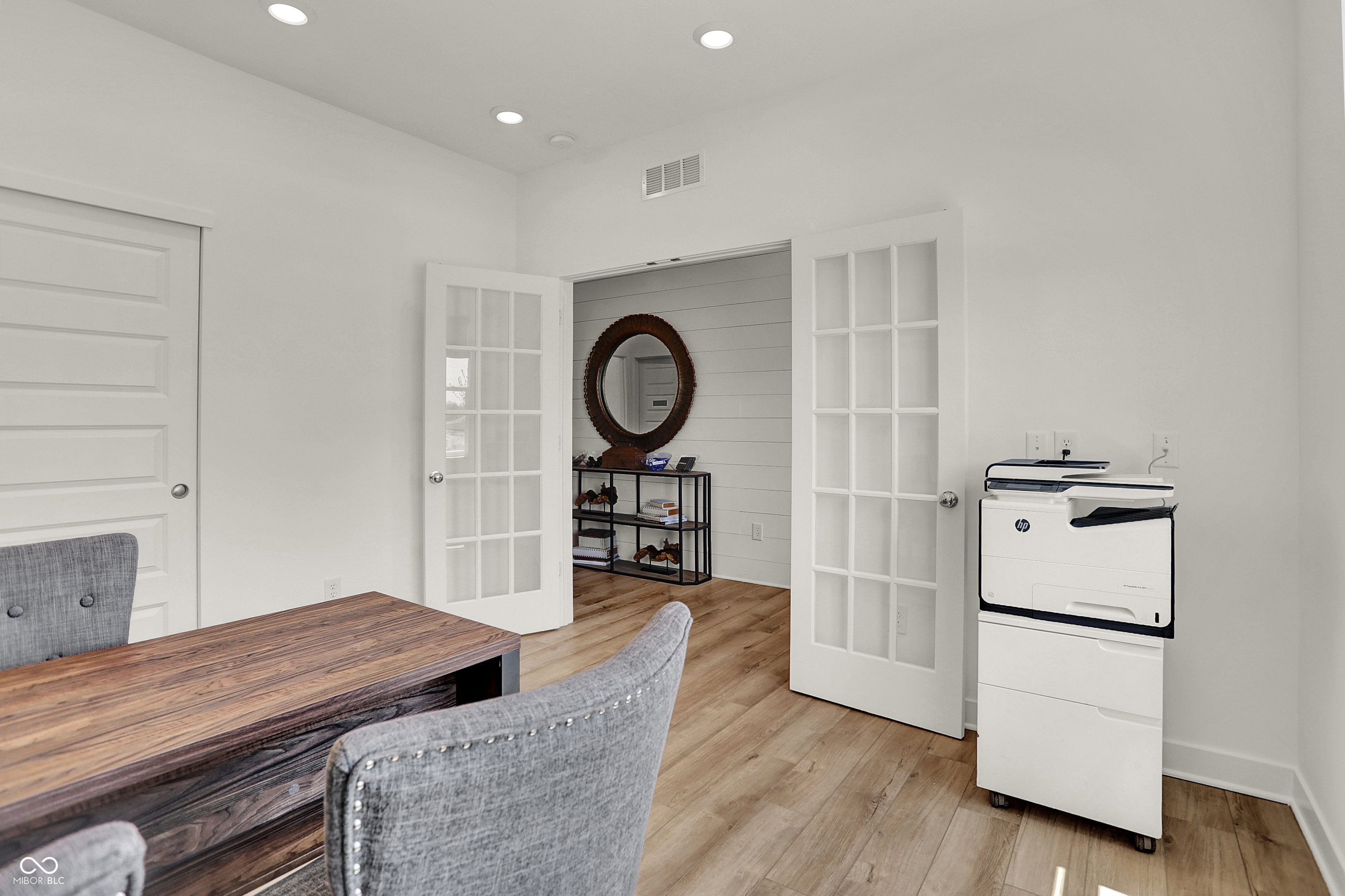 3769 Cantebury Drive