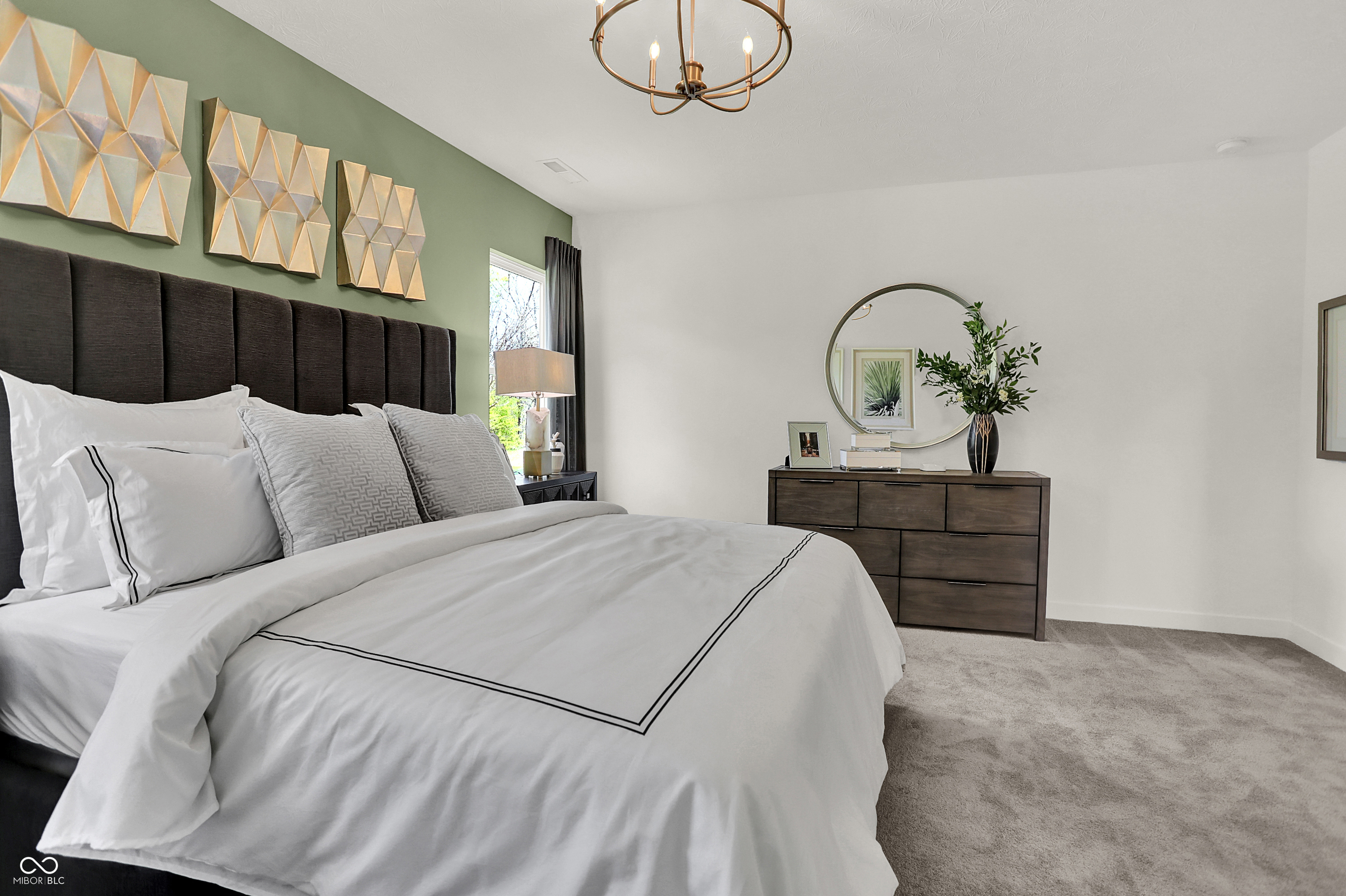 3769 Cantebury Drive
