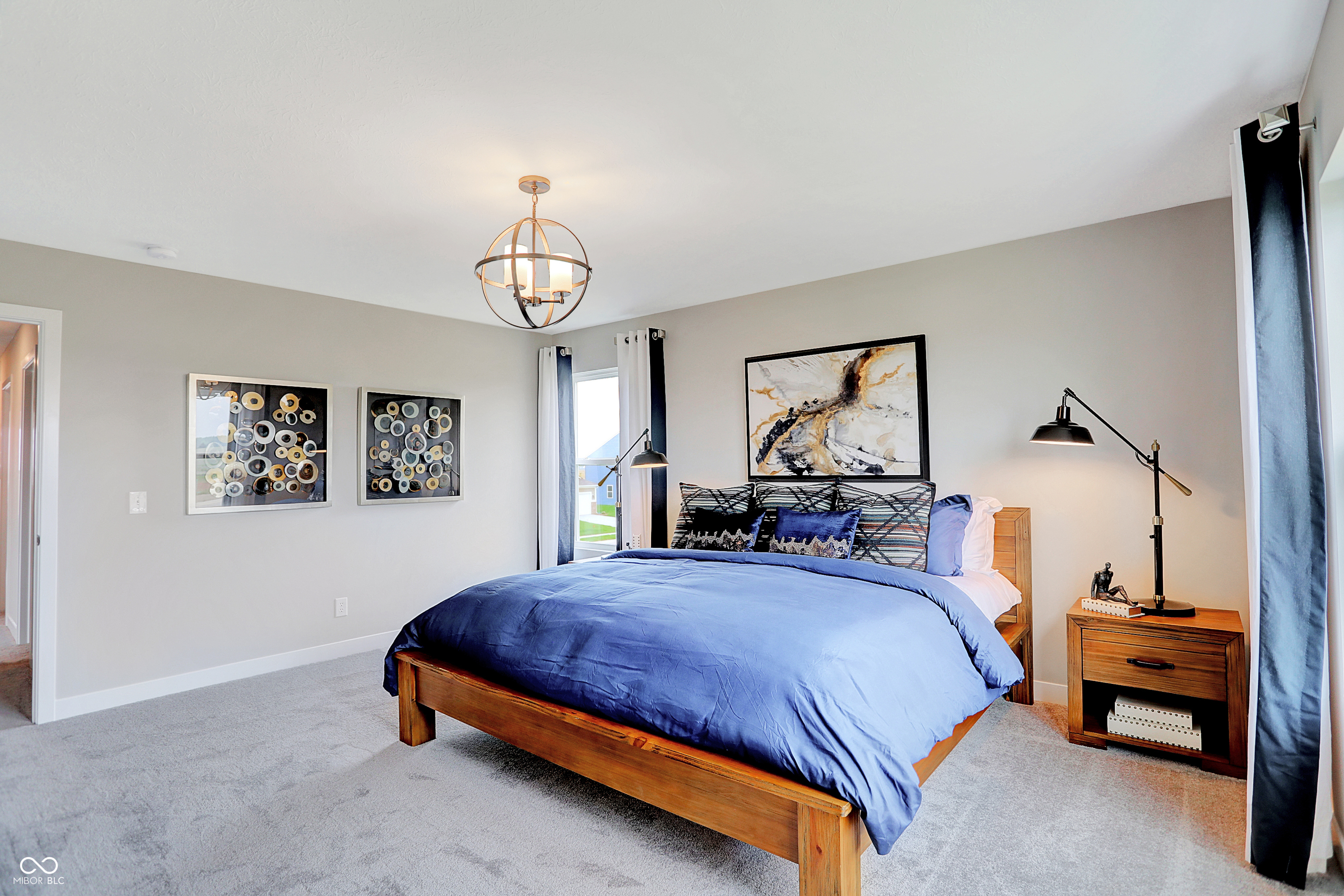 7512 Manor Lake Lane