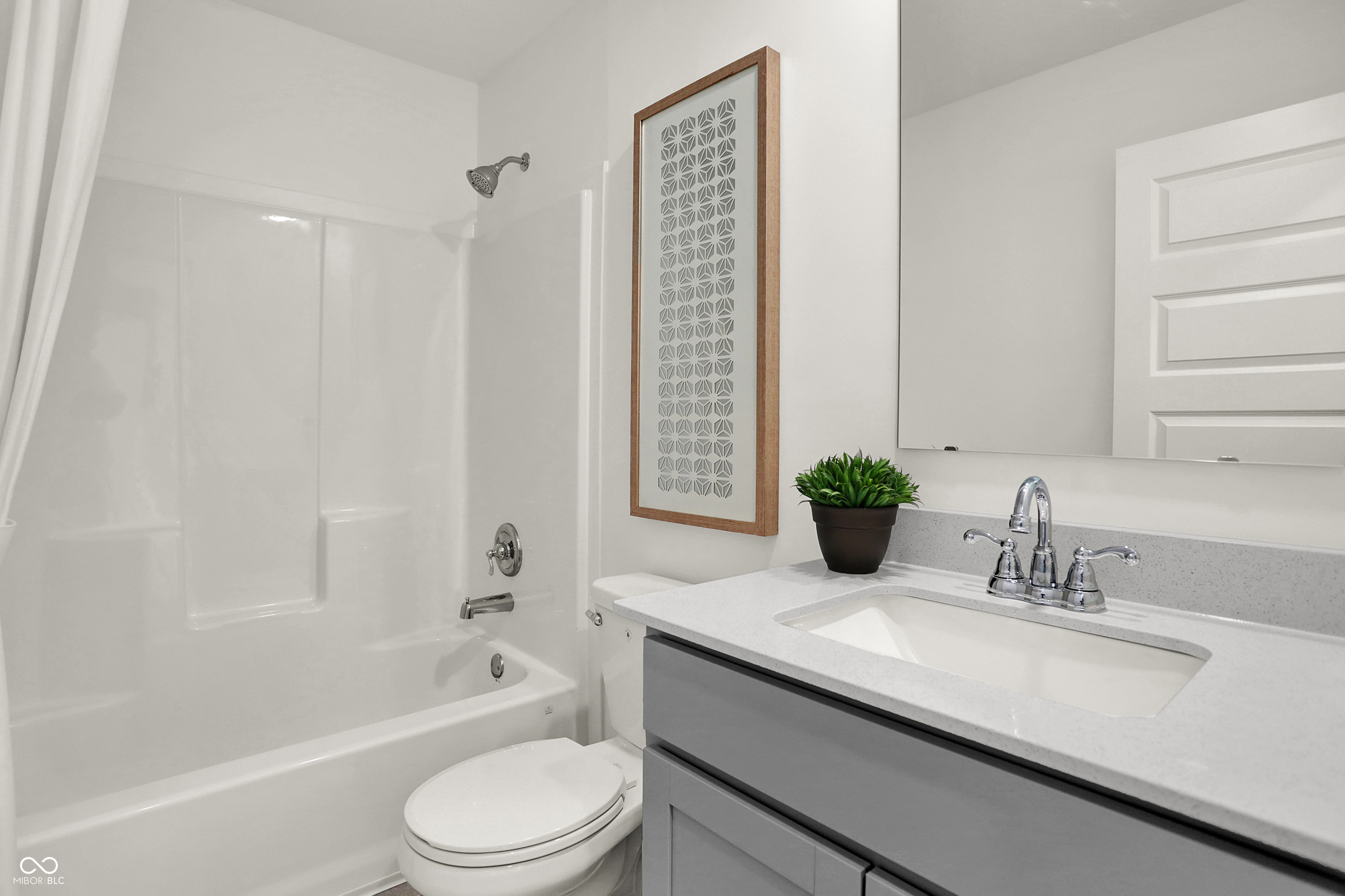 7511 Manor Lake Lane