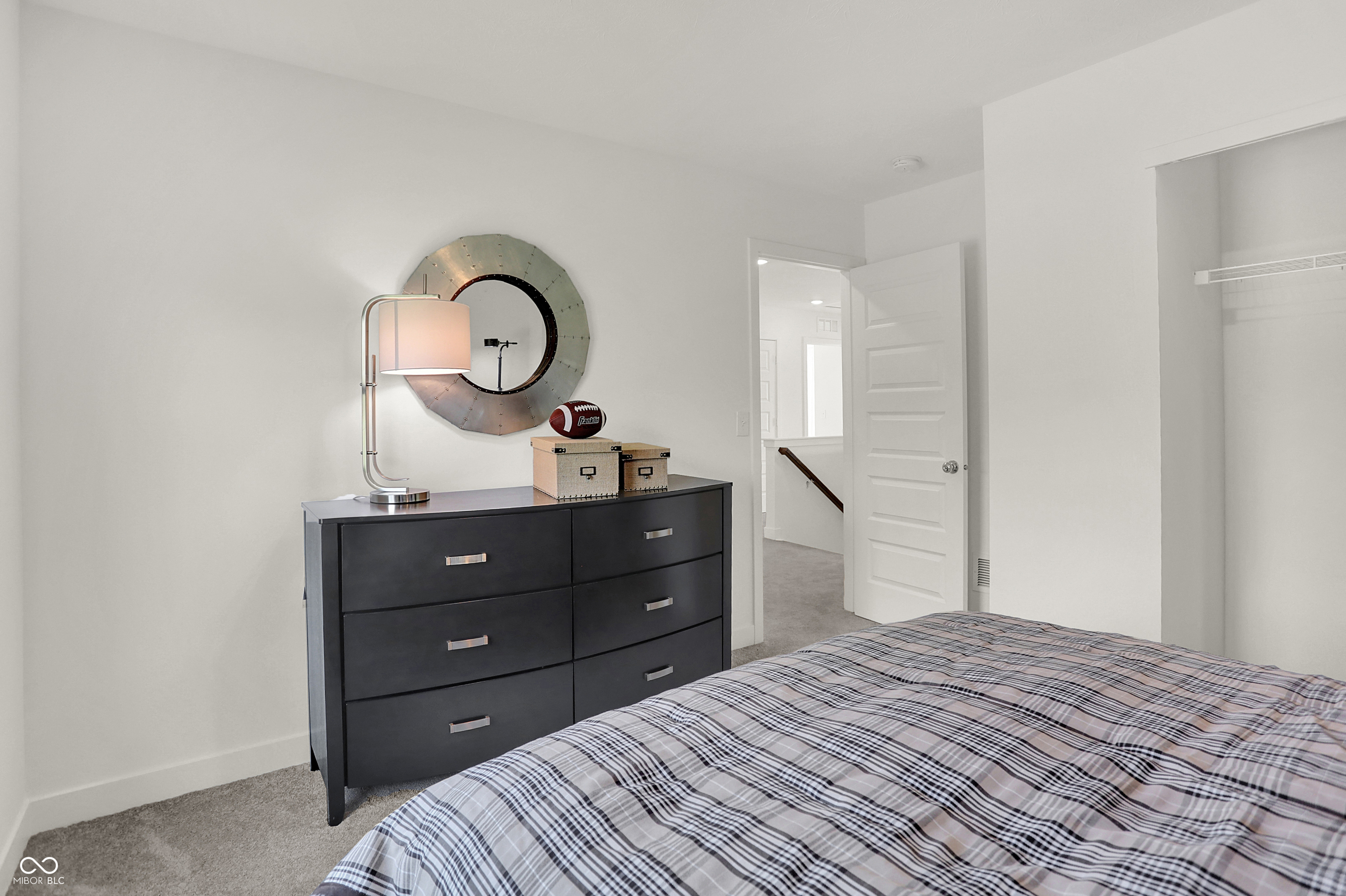 7511 Manor Lake Lane
