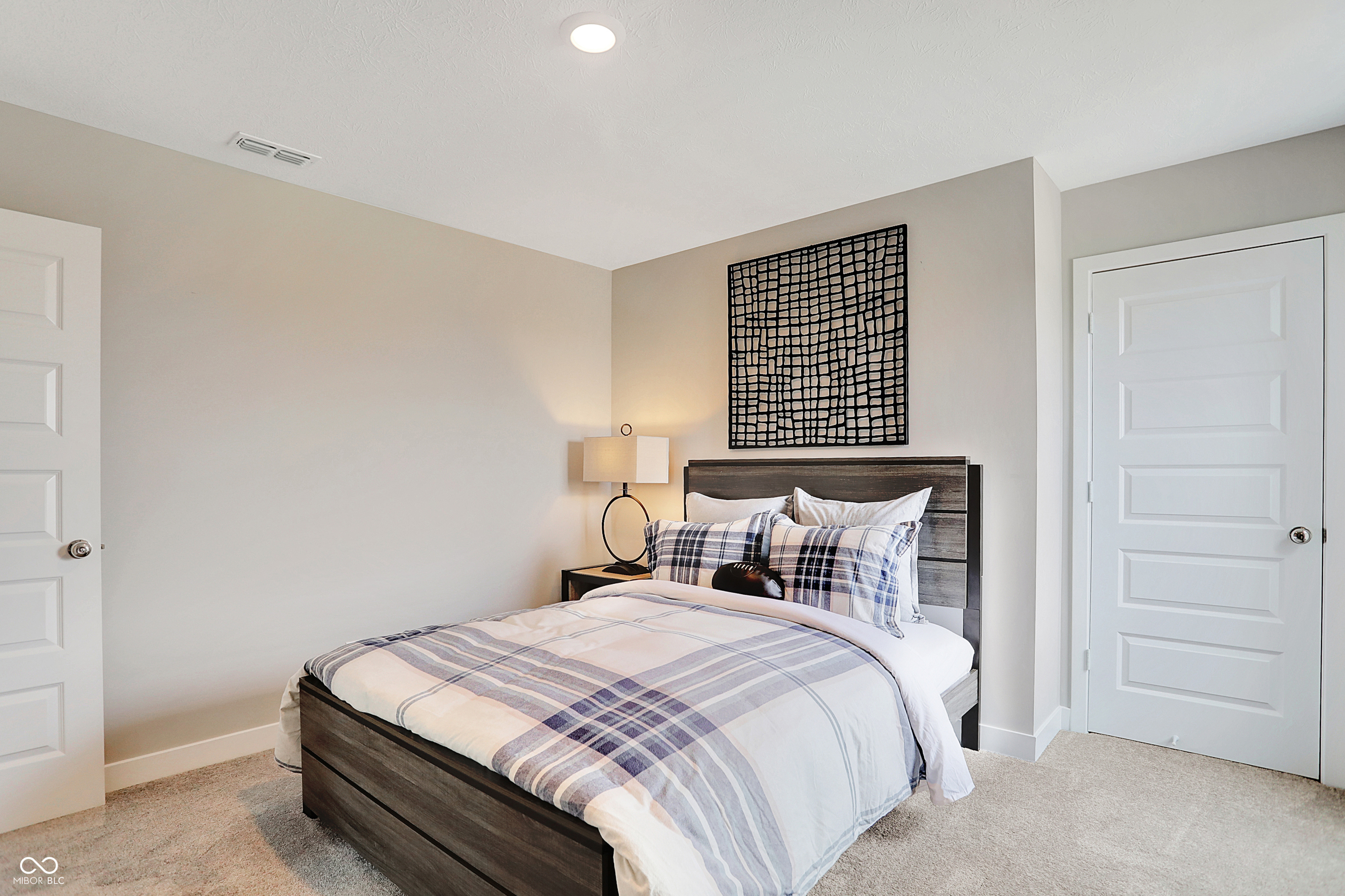 3793 Cantebury Drive