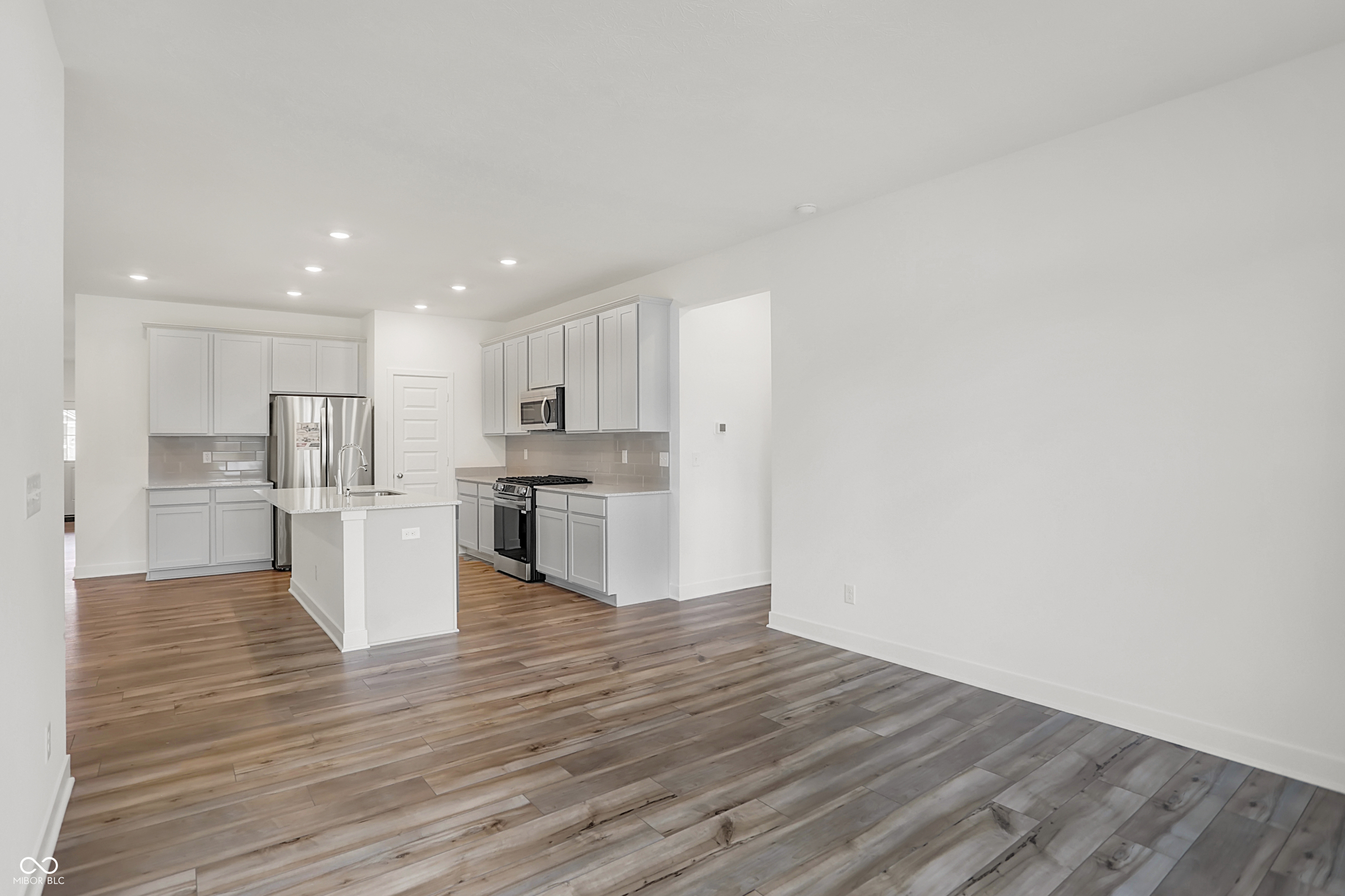 4411 Persian Street