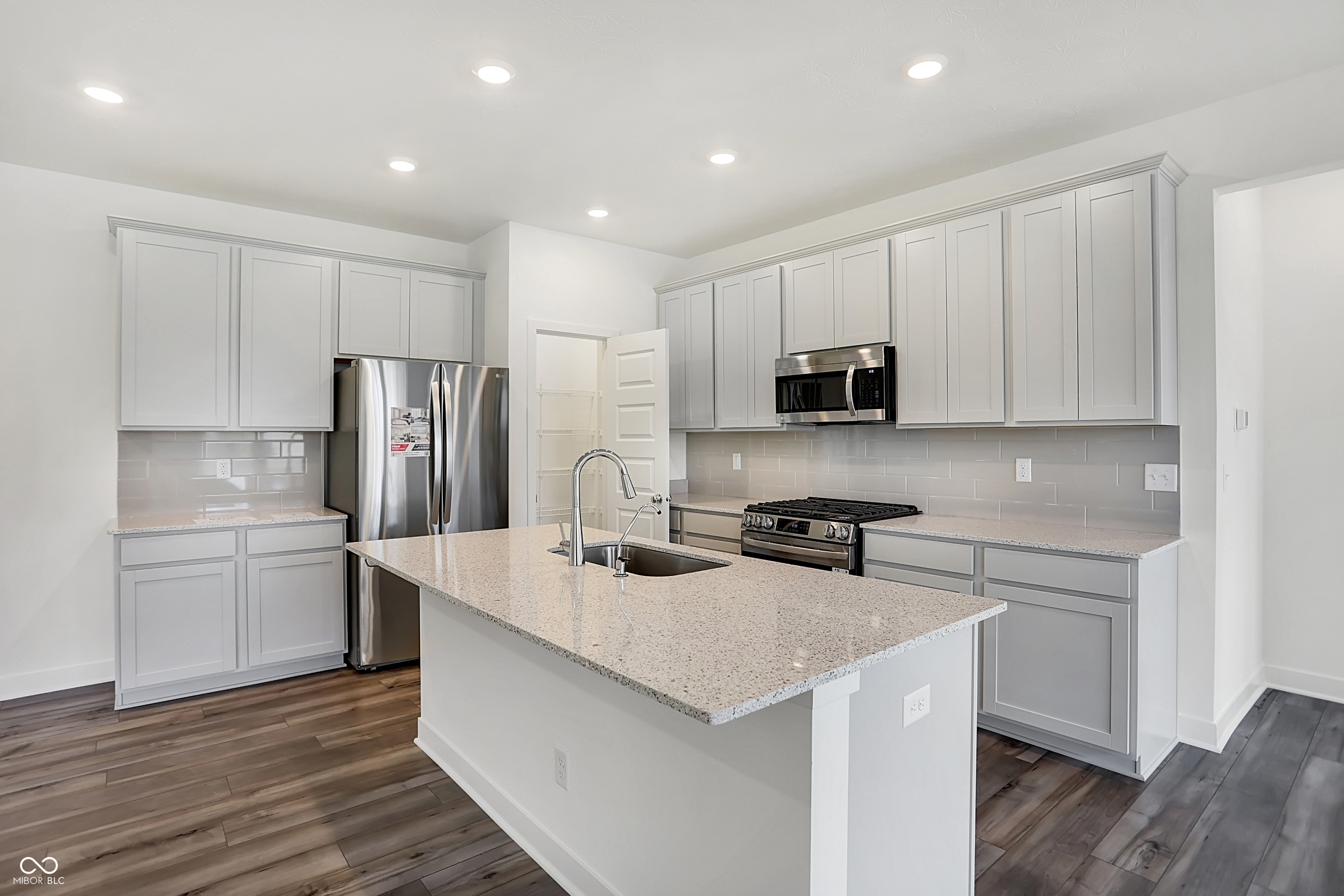 4411 Persian Street