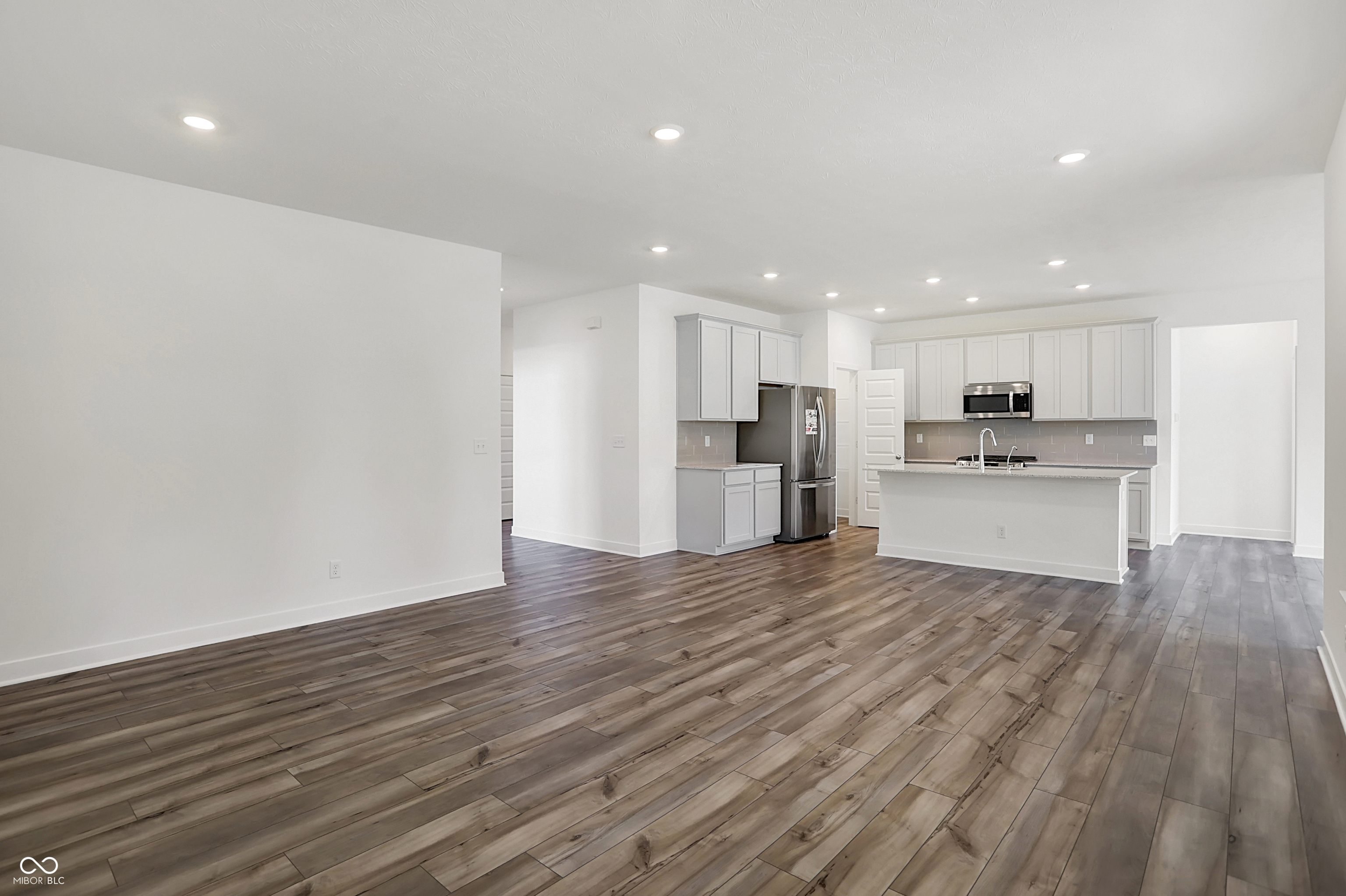 4411 Persian Street