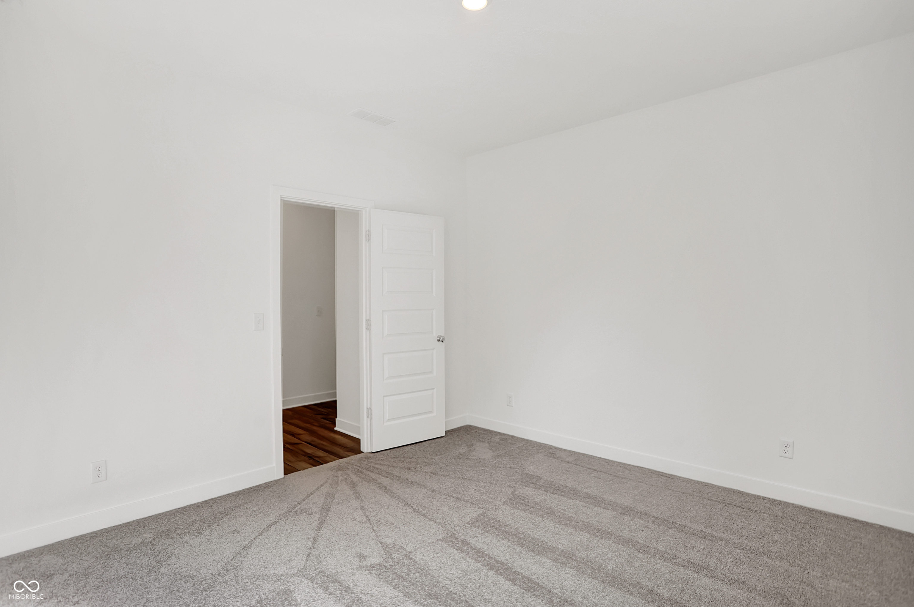 4411 Persian Street