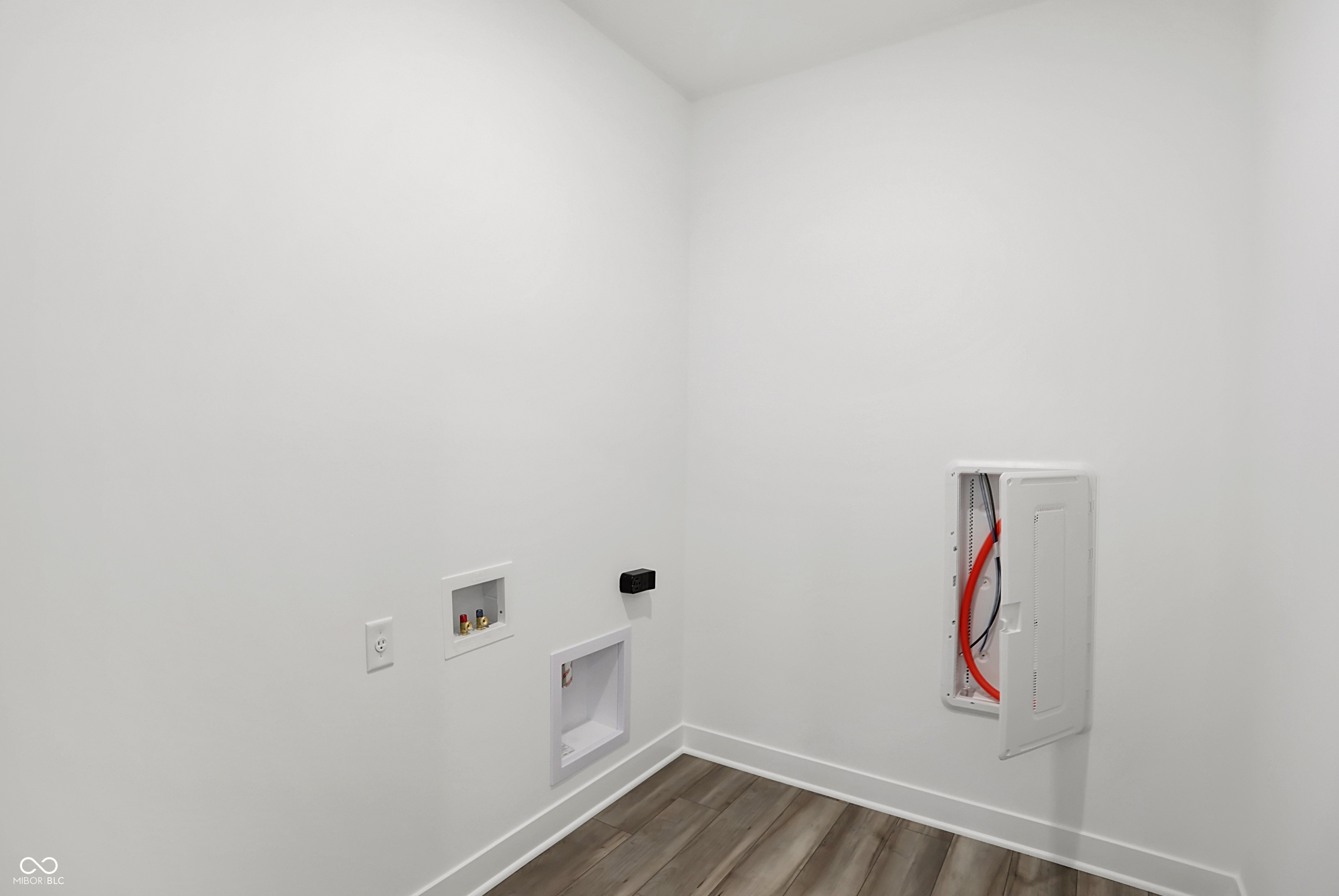 4411 Persian Street