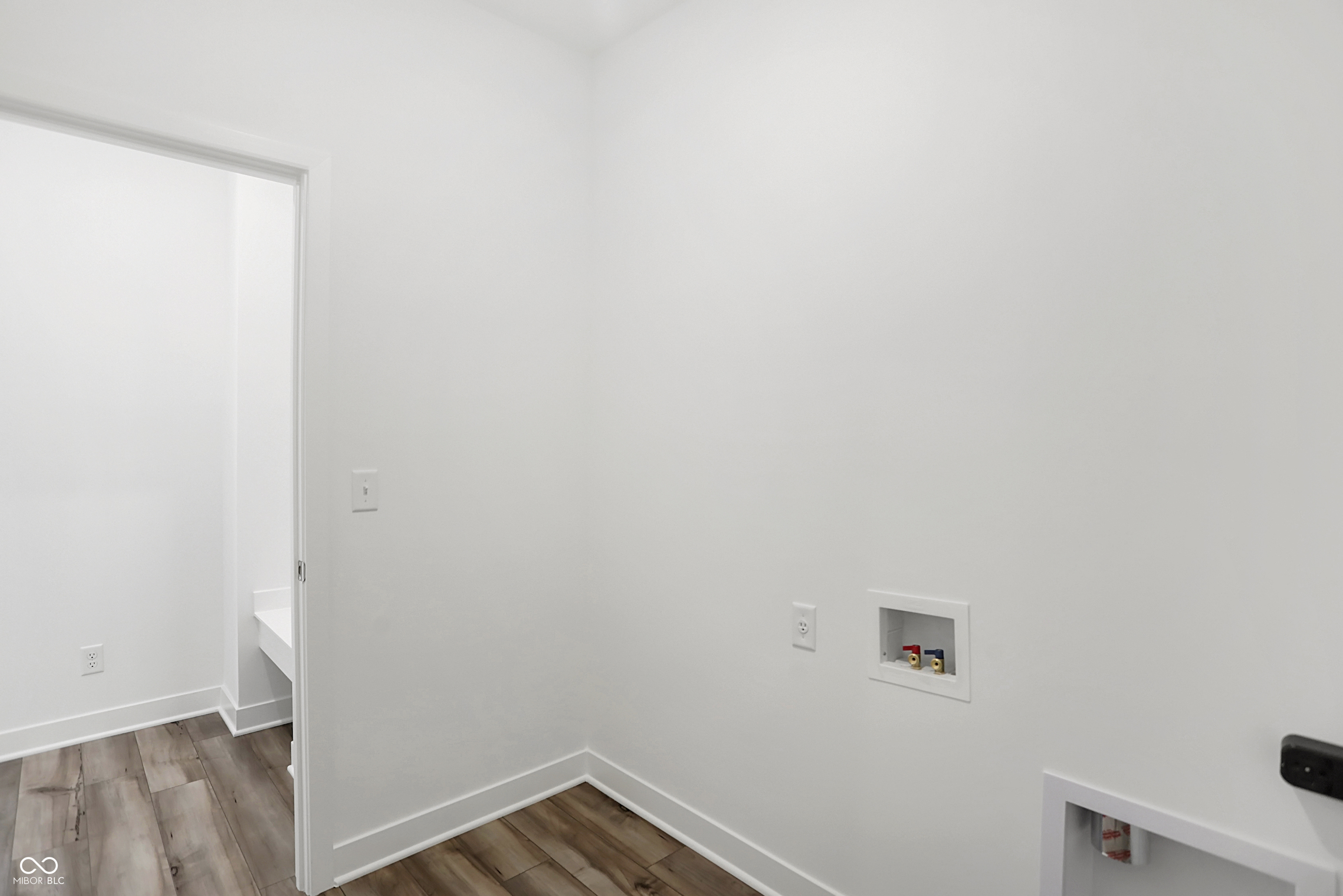 4411 Persian Street
