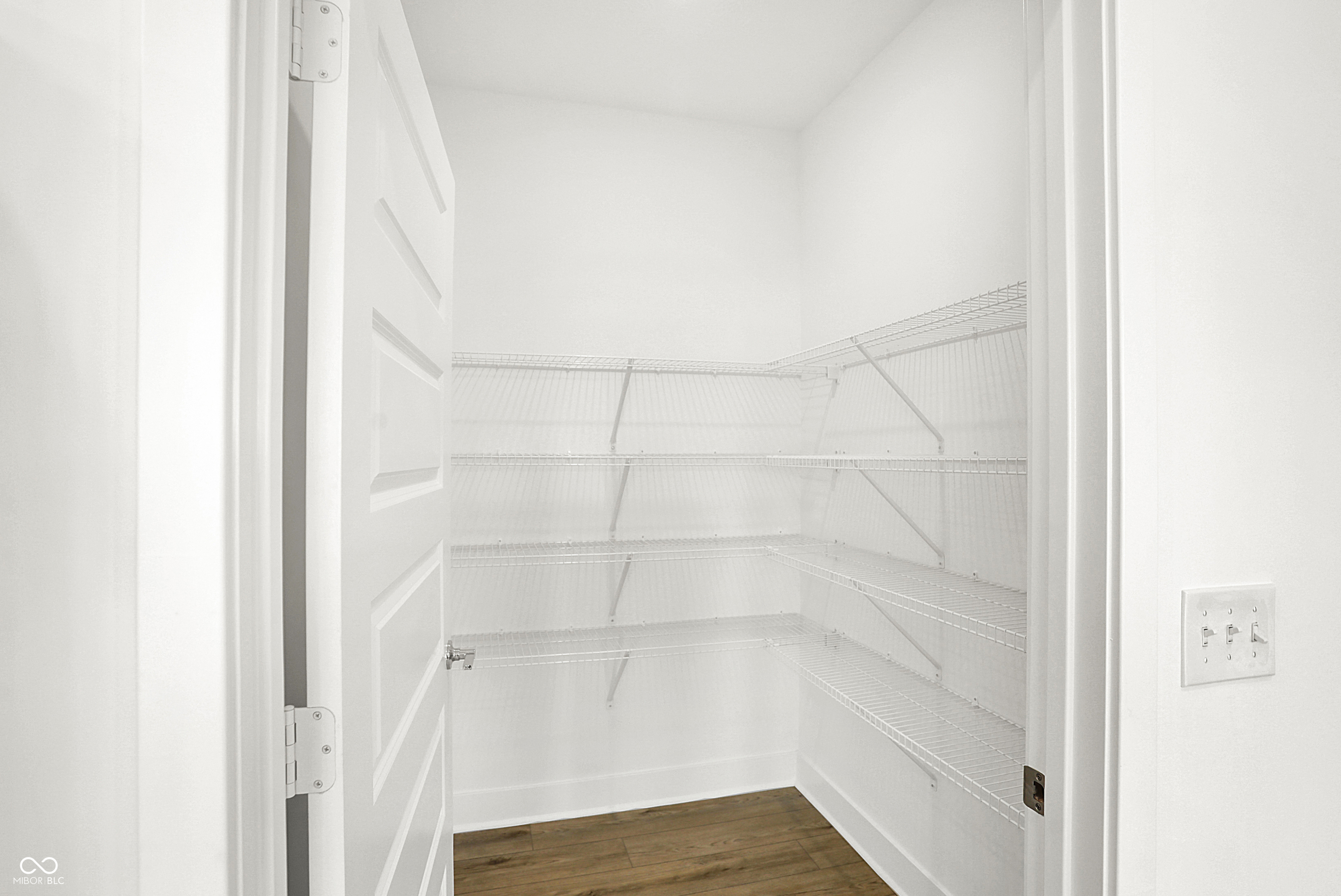 5062 Foxley Park Lane