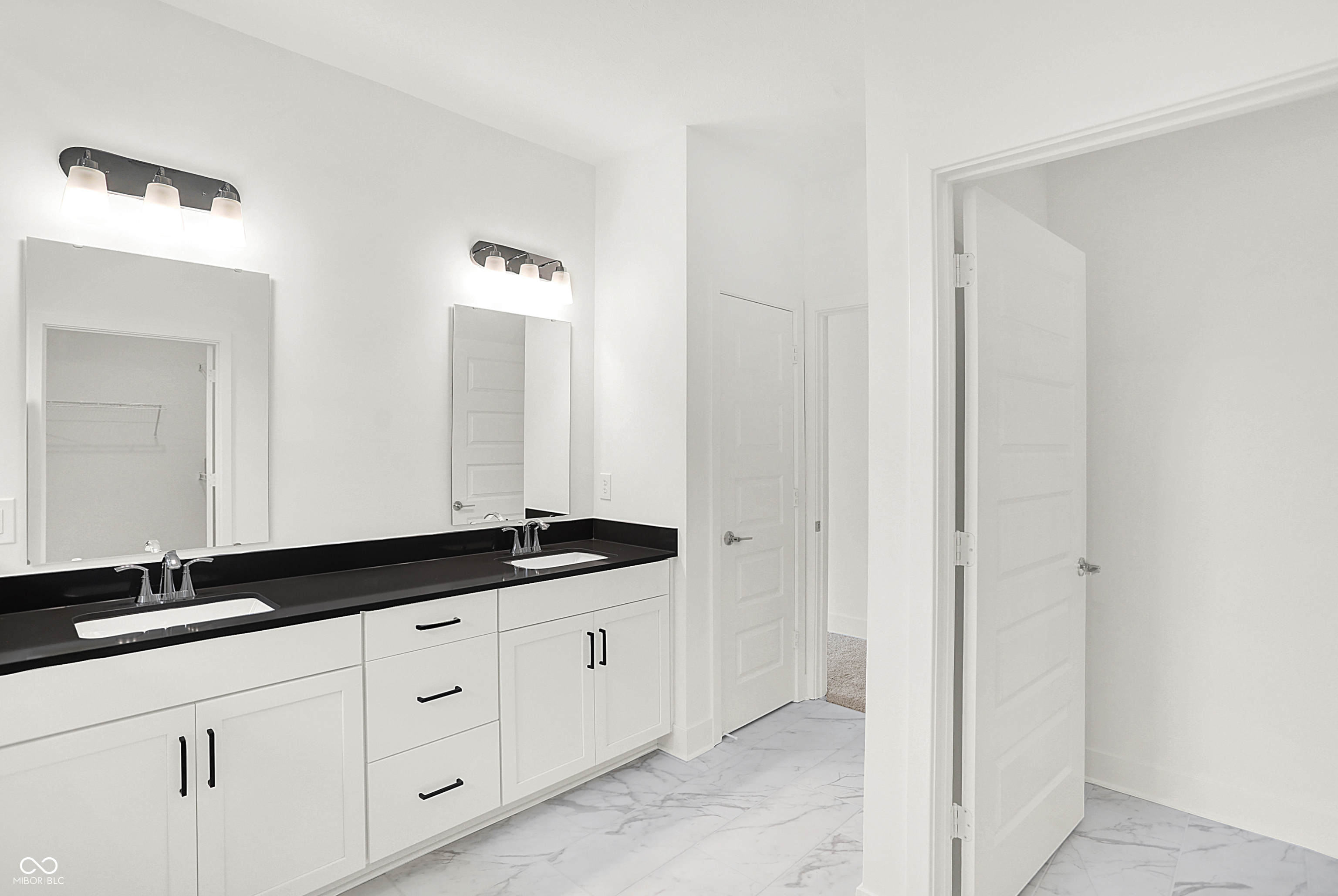 5062 Foxley Park Lane