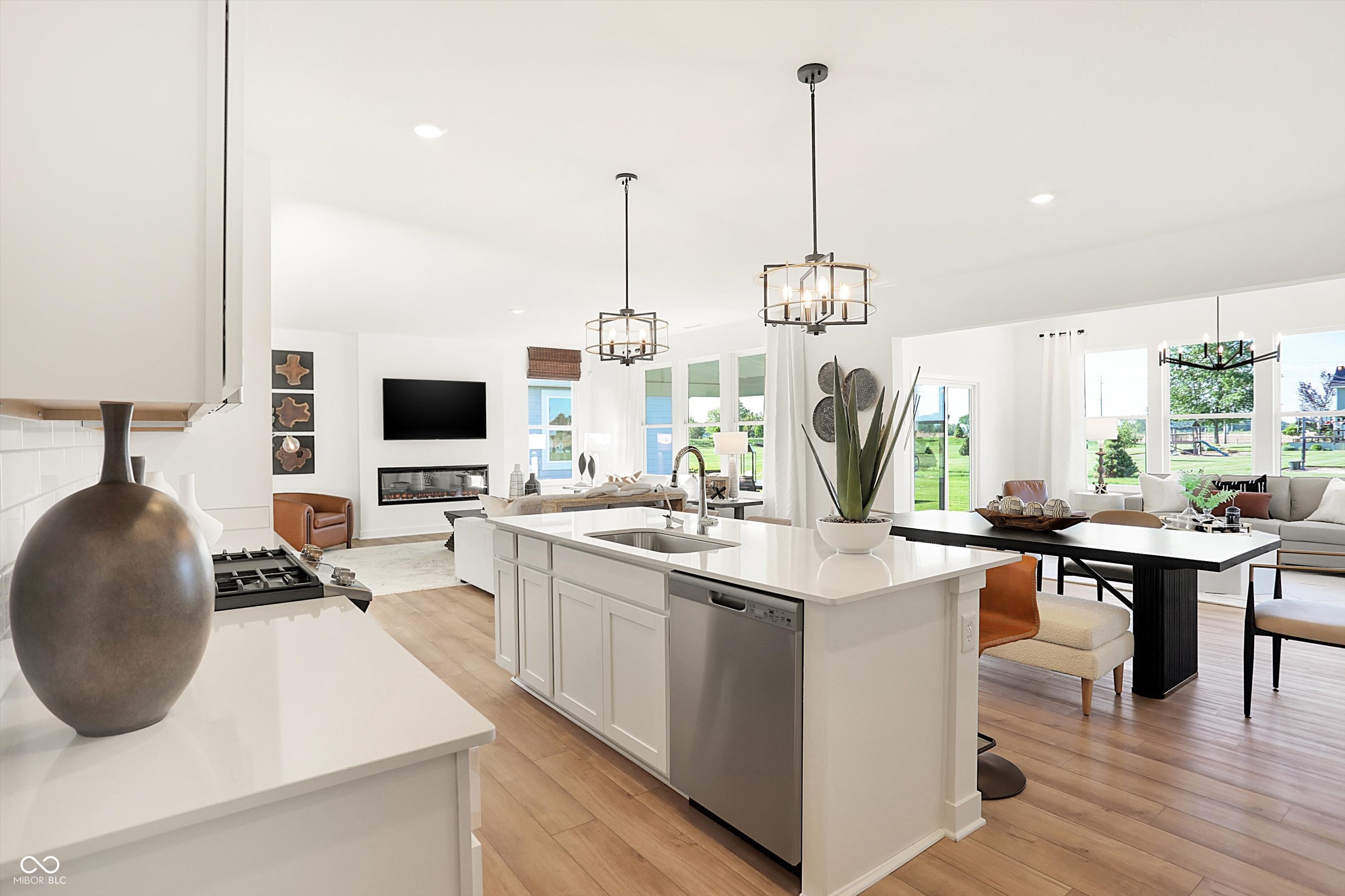 1239 Thornwood Drive