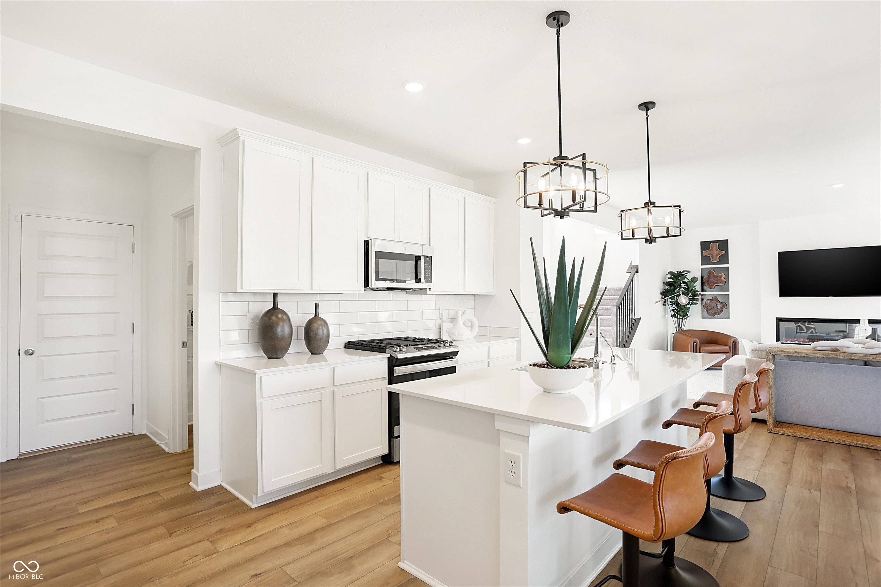 1239 Thornwood Drive