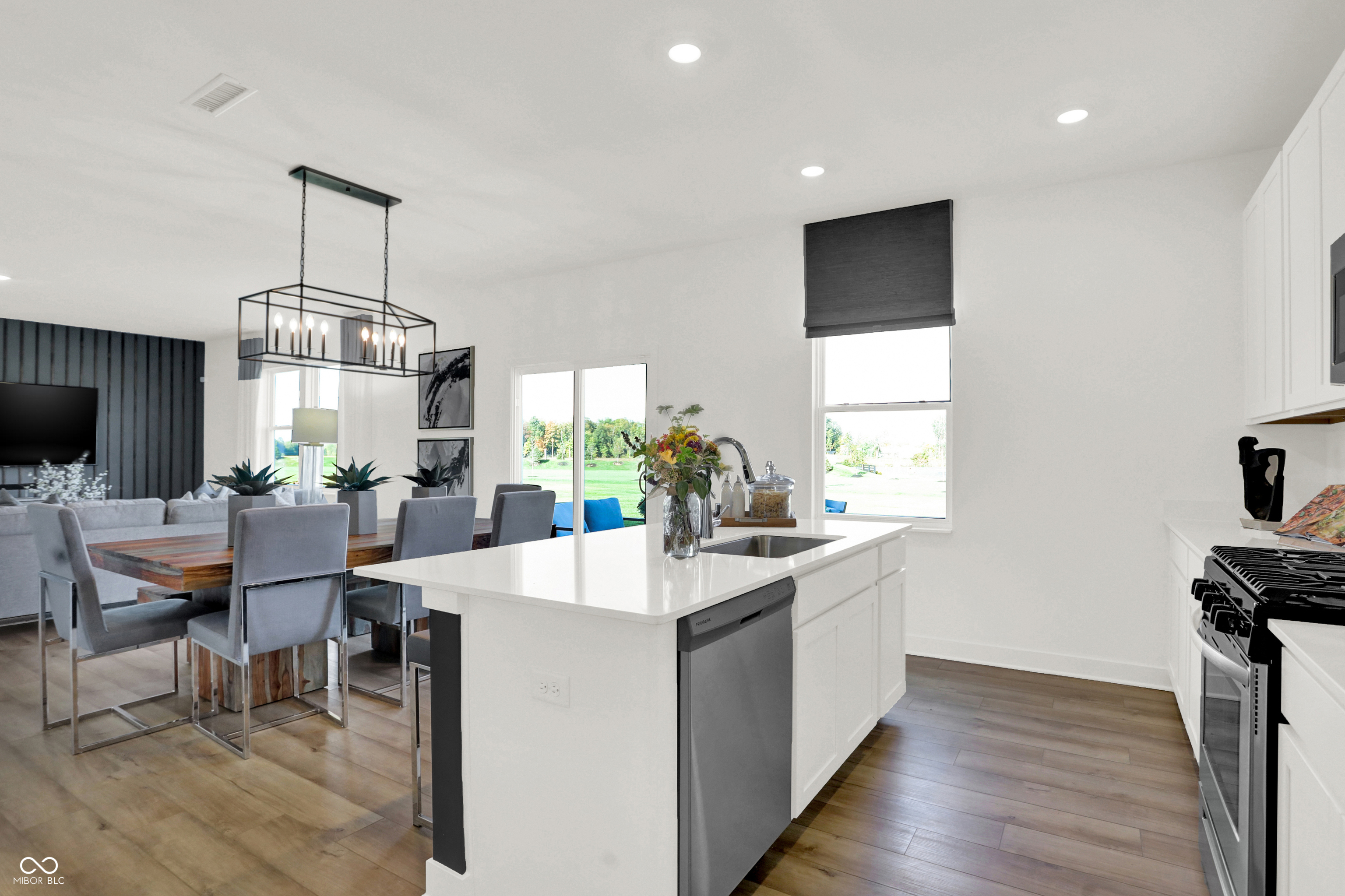 2243 Hemlock Circle