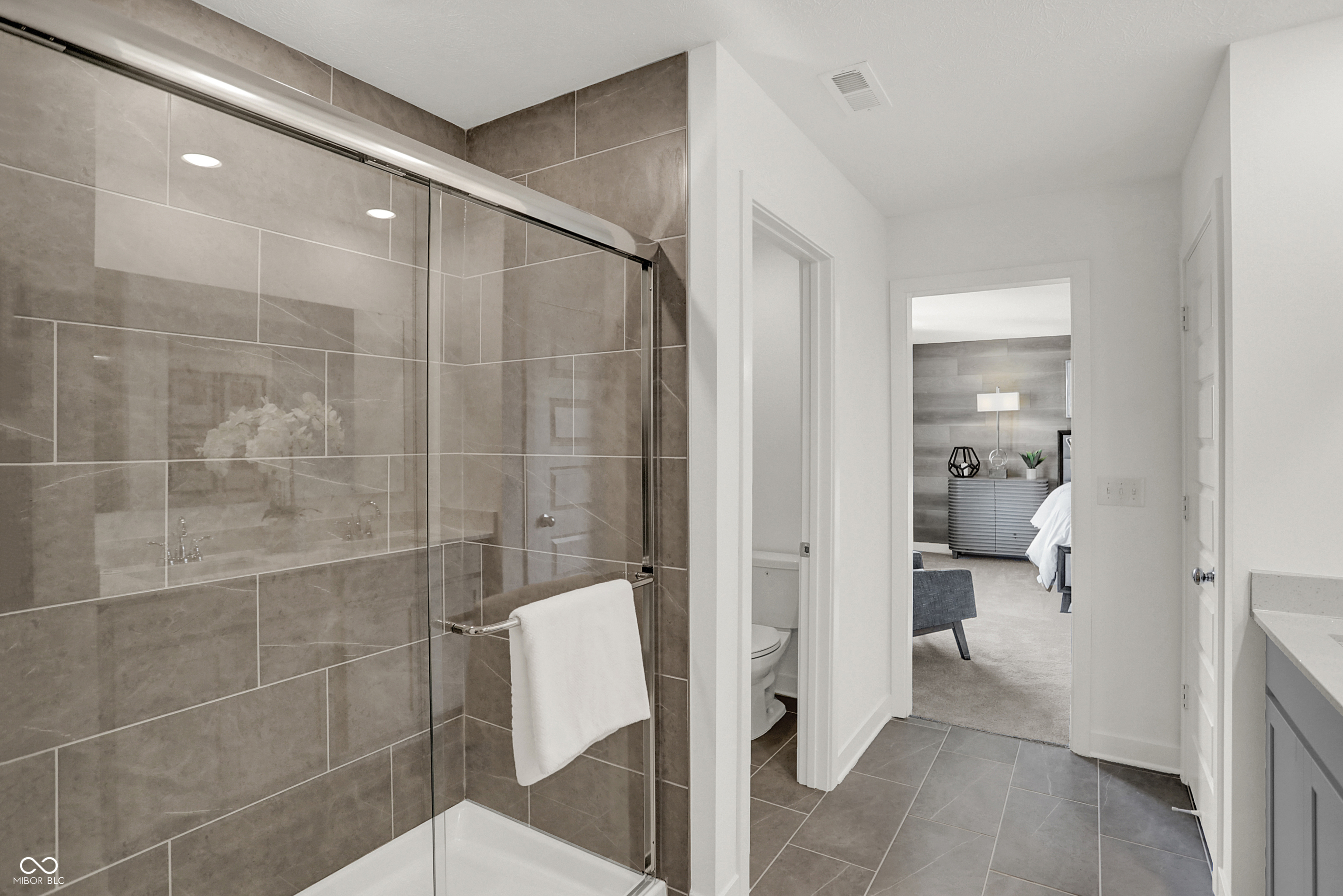 8853 Alexander Ridge Drive