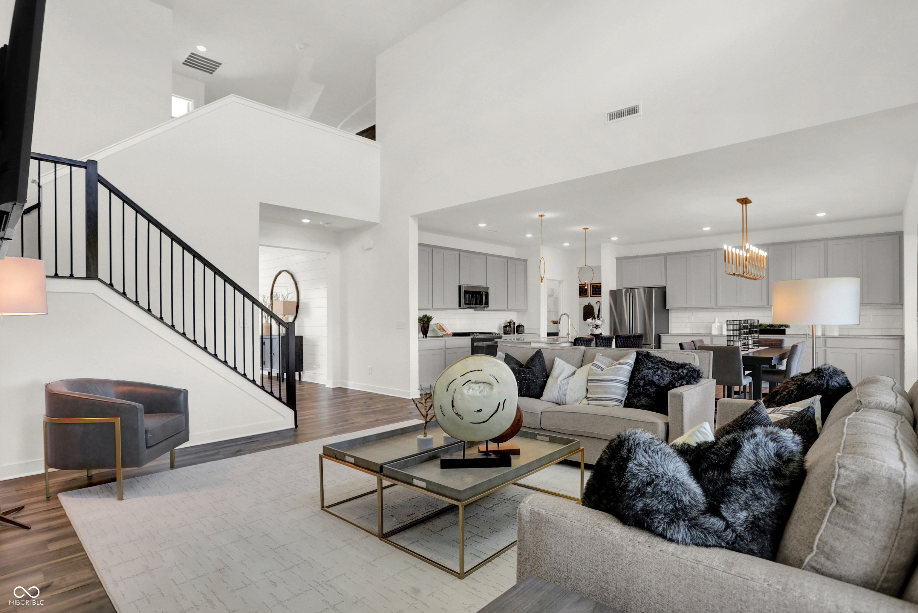 4437 Persian Street
