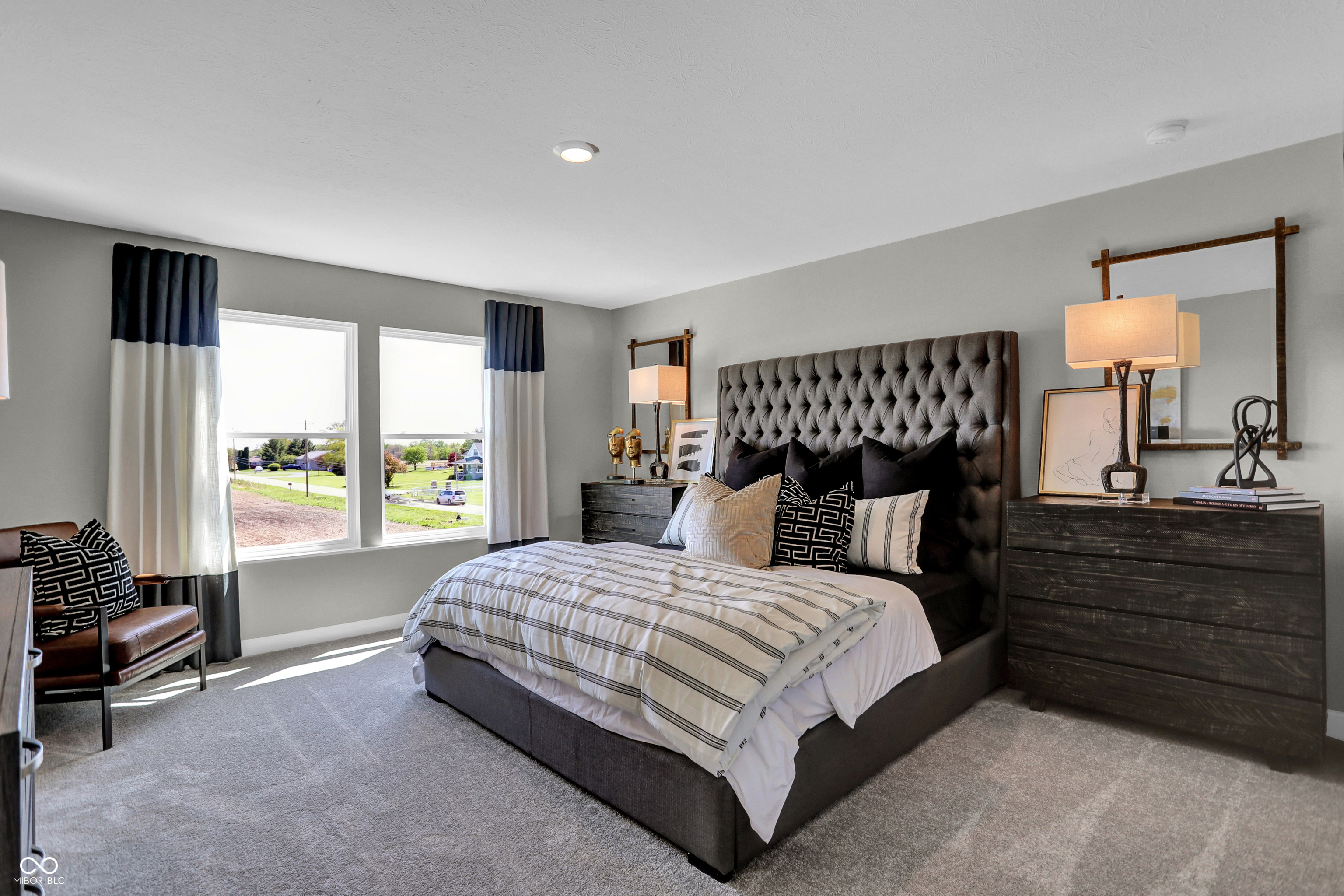 8784 Alexander Ridge Drive