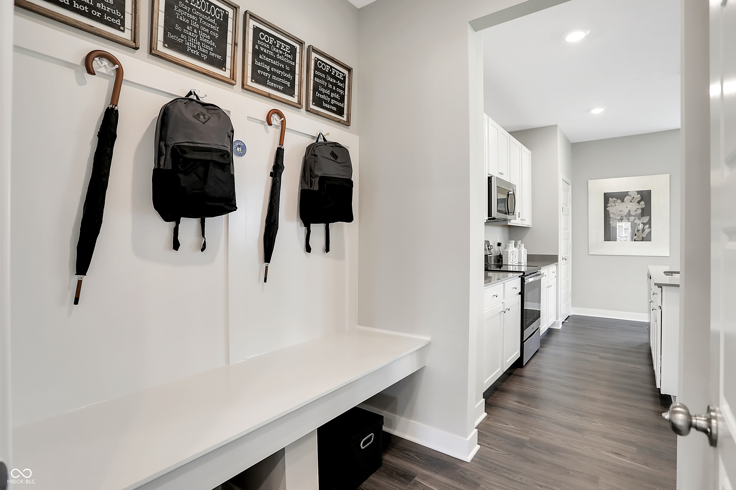 8856 Alexander Ridge Drive