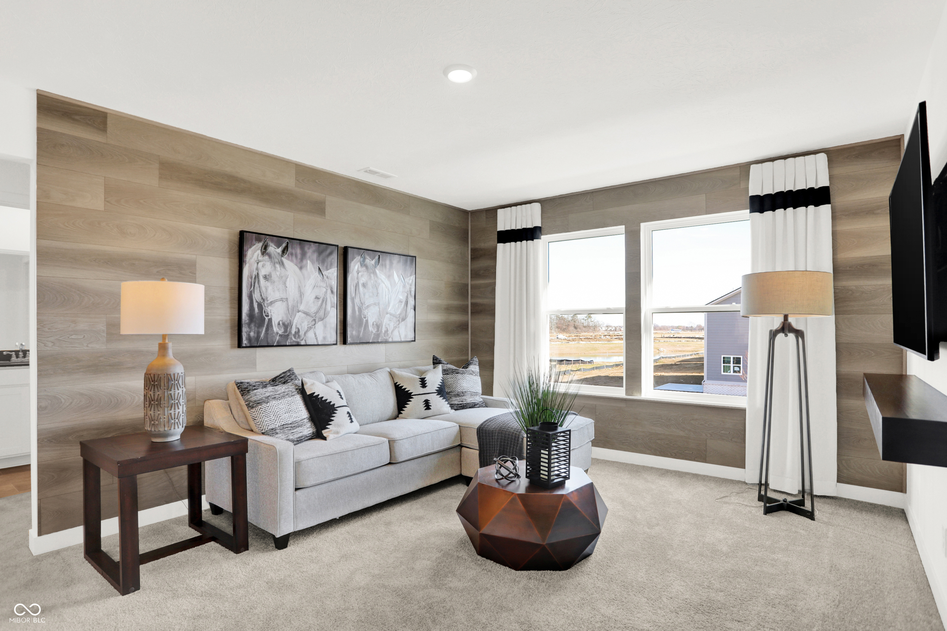 1725 Hemlock Circle