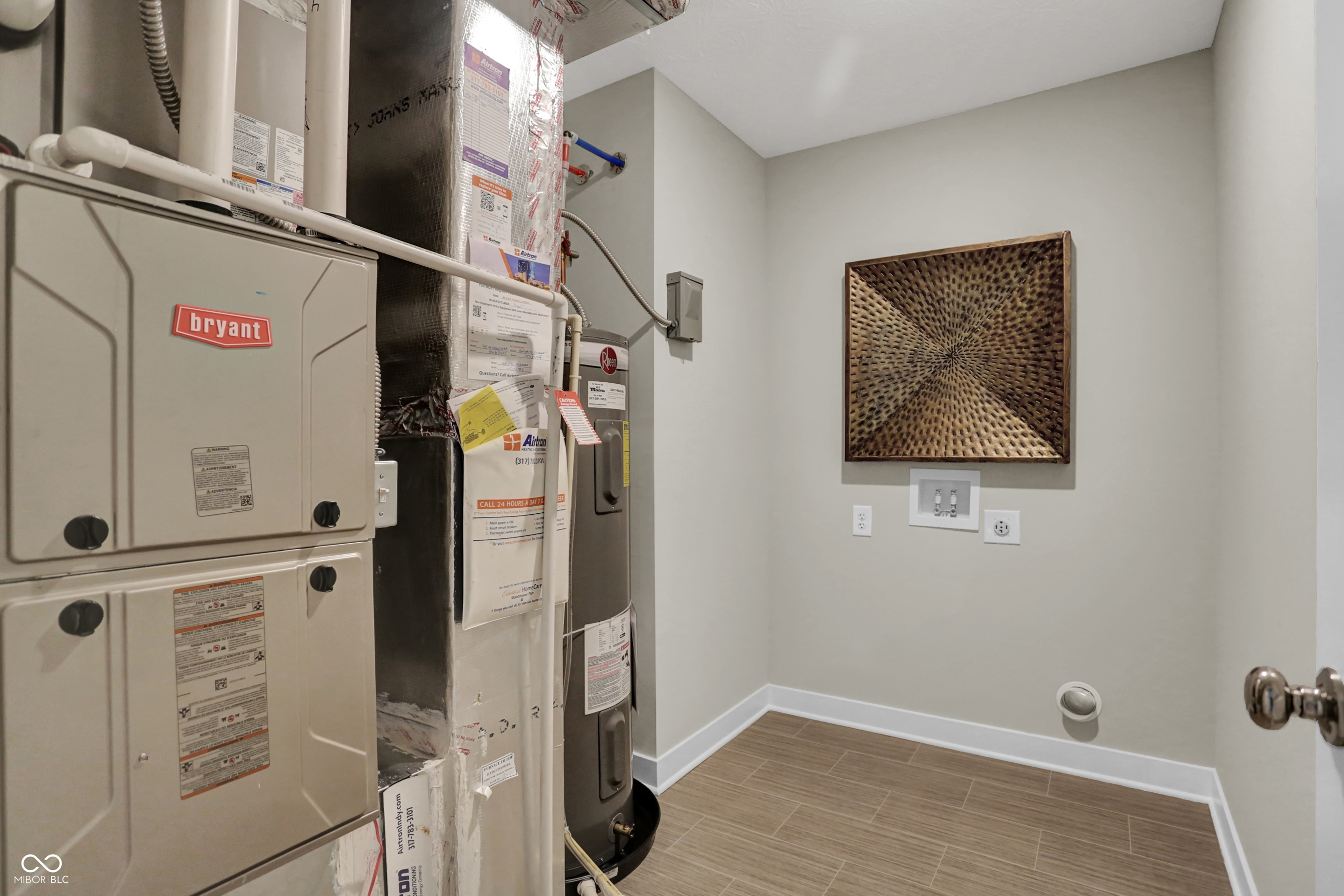 3449 Glasgow Place
